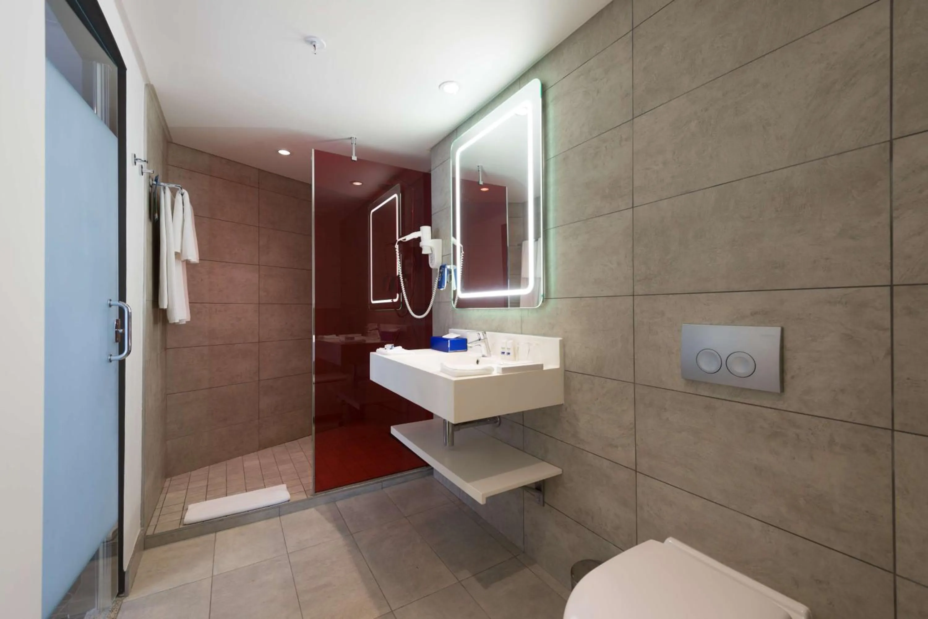 Bathroom in Park Inn by Radisson Libreville