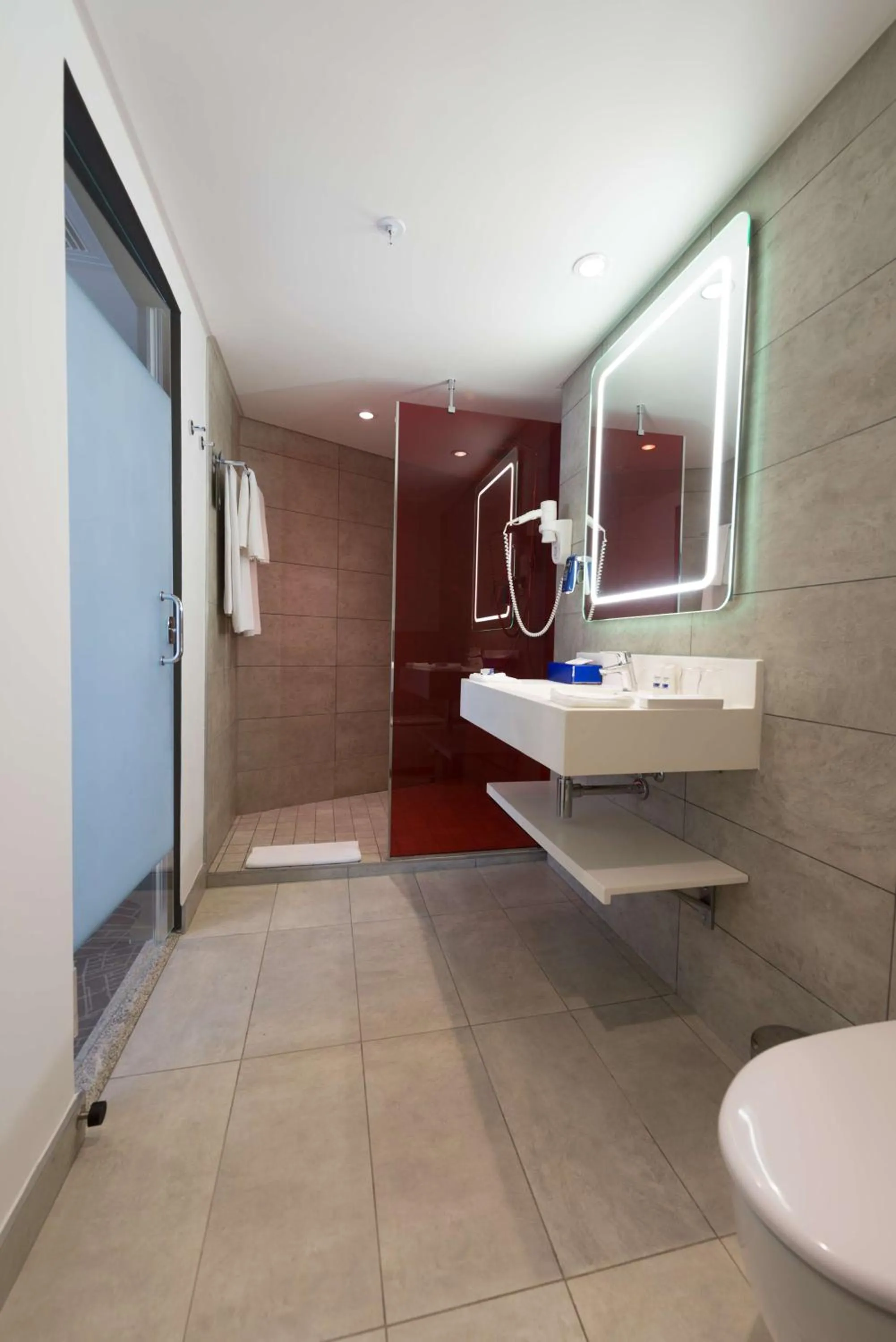 Bathroom in Park Inn by Radisson Libreville