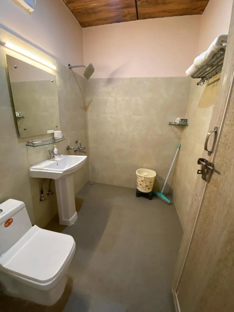 Bathroom in Bhagirathi Resort by Aikyam