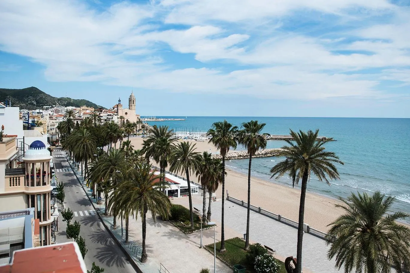Restaurant/places to eat in Sitges Views