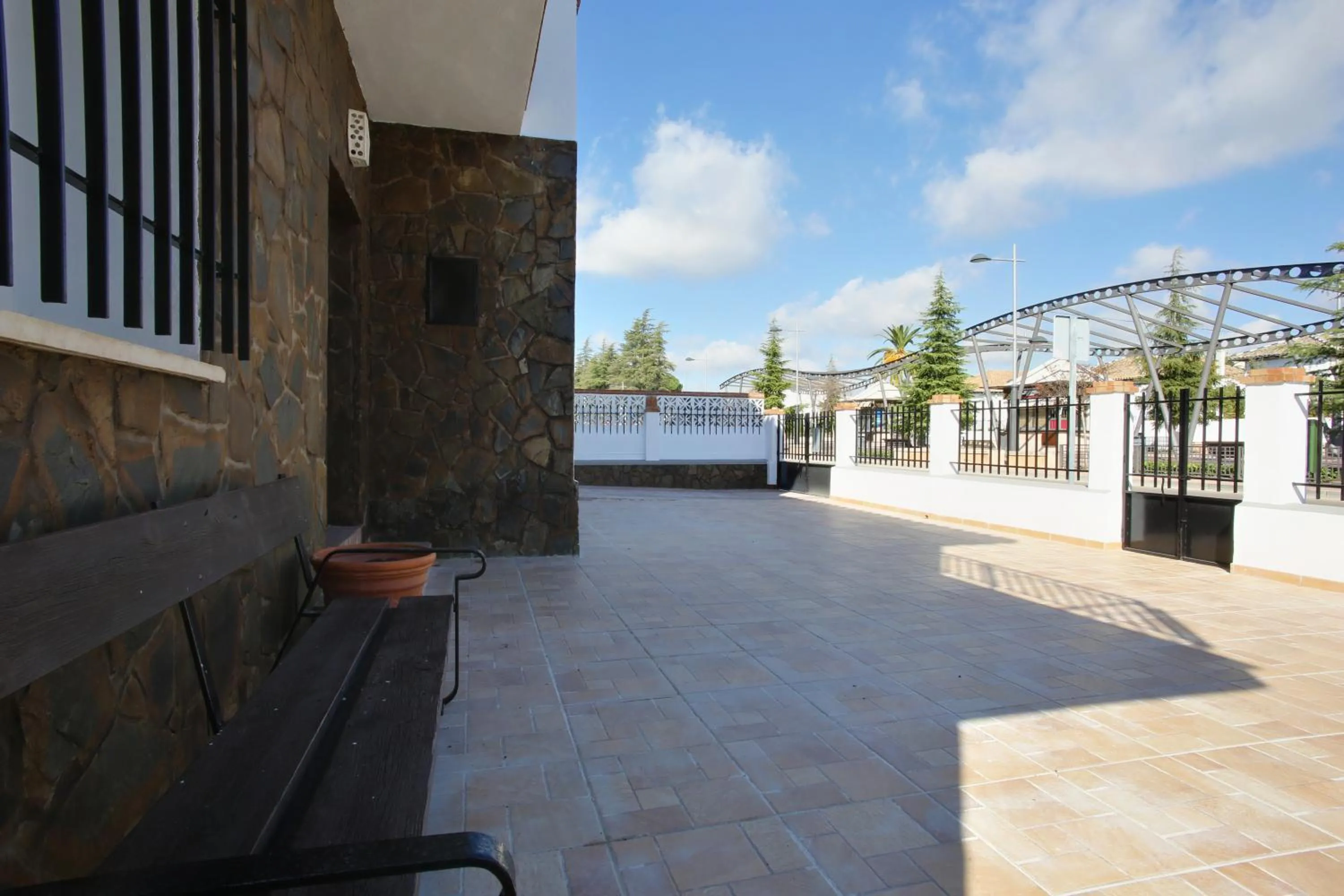 Property building in Apartamentos Ronda Luz