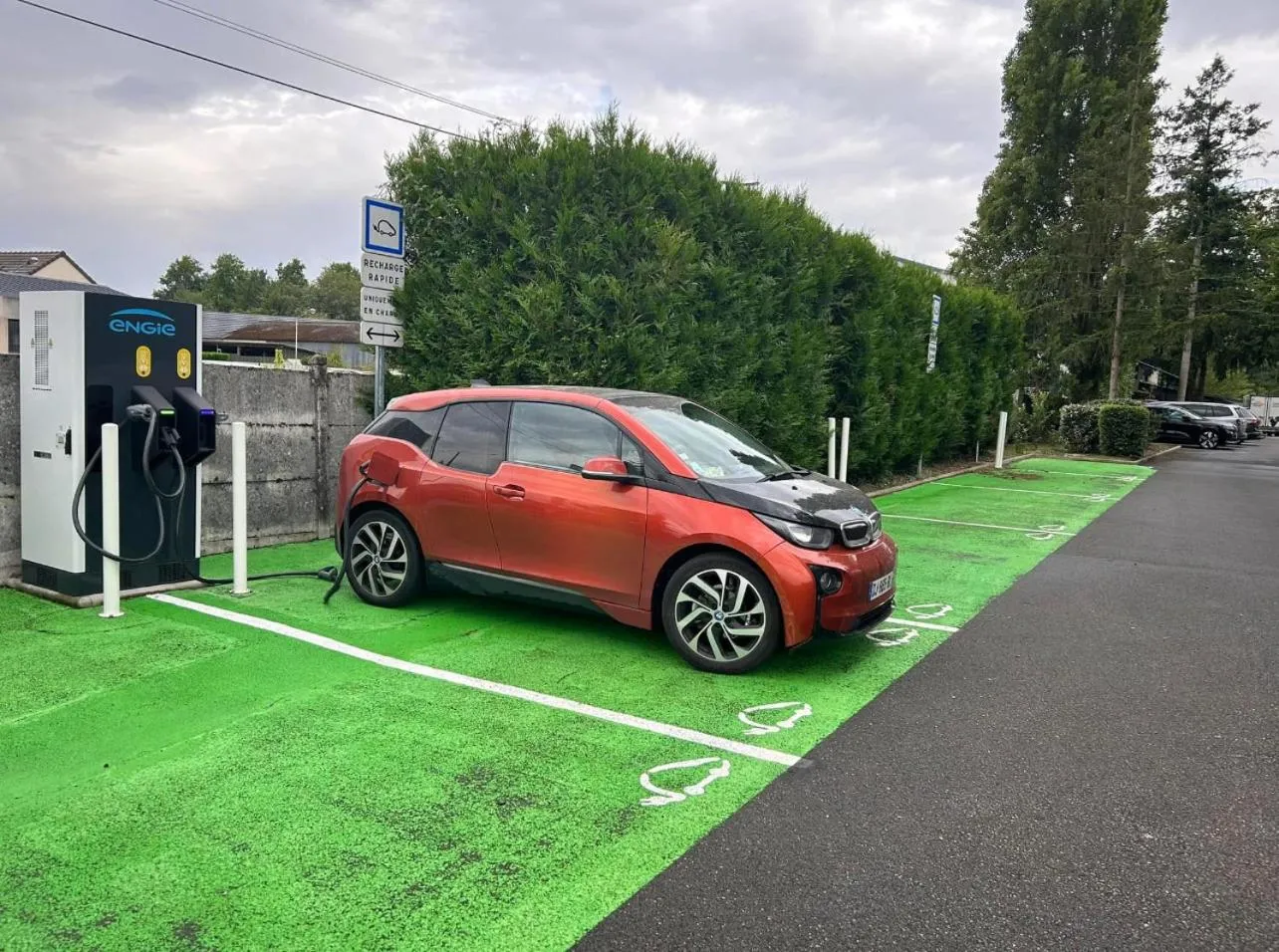 Logis - Hotel Restaurant La Mire