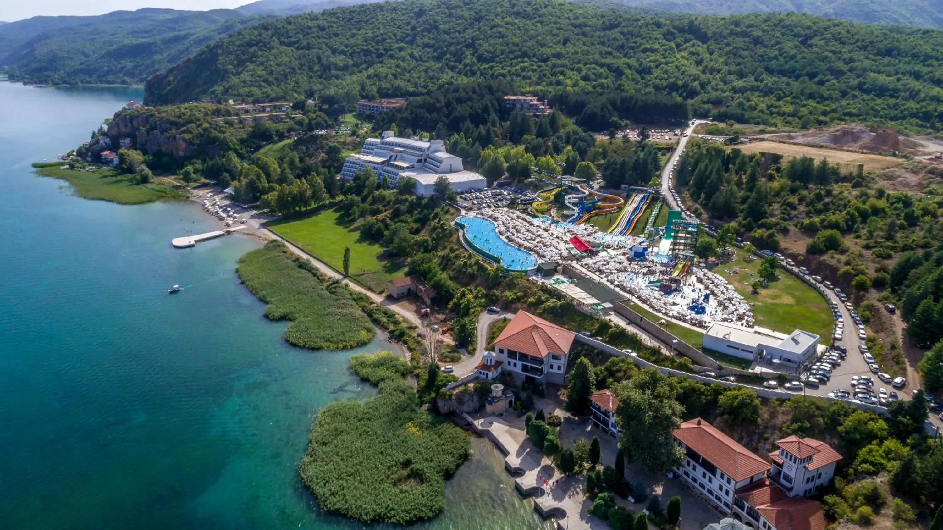 Property building in Hotel Izgrev Spa & Aquapark