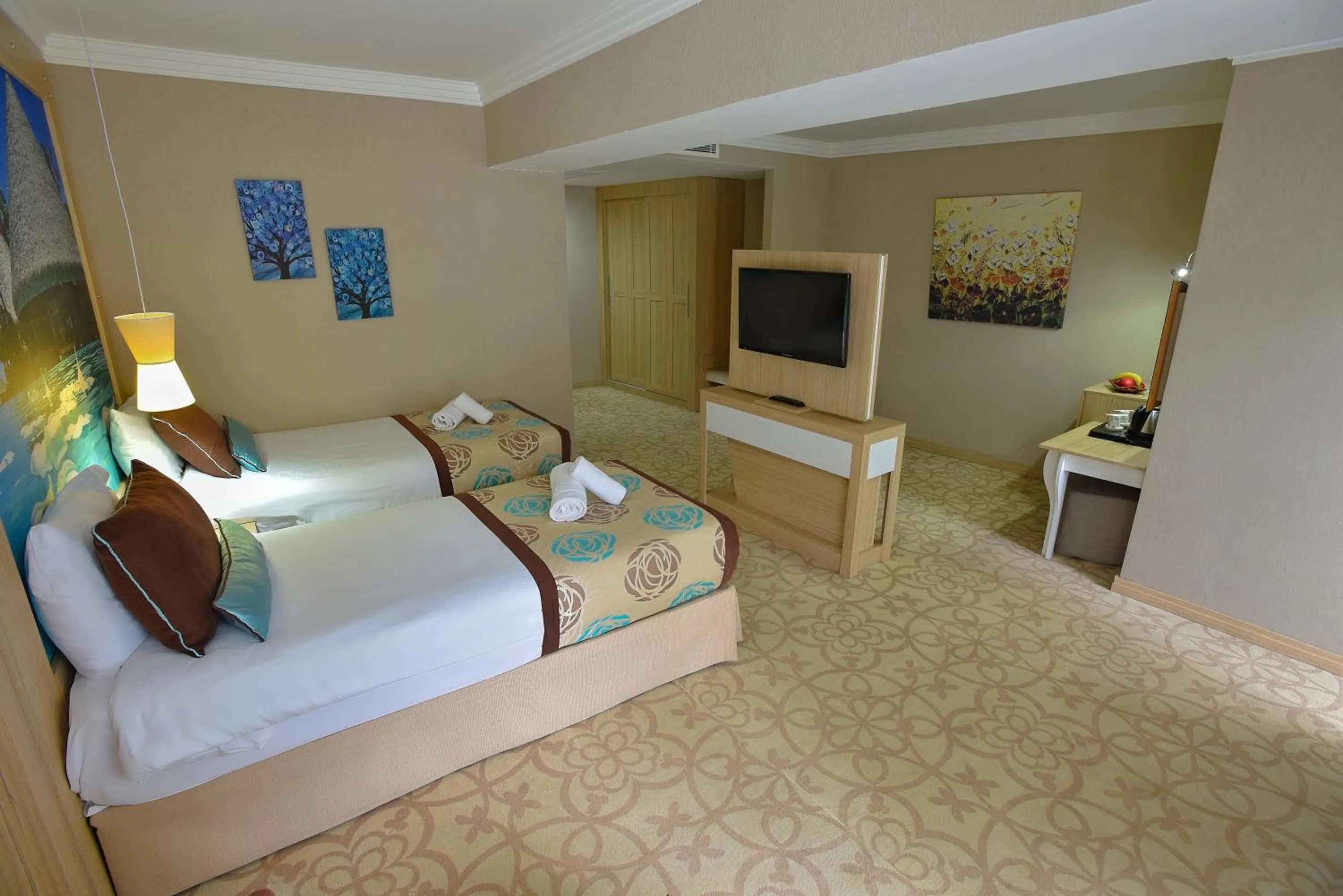 Photo of the whole room, Bed in Hotel Izgrev Spa & Aquapark