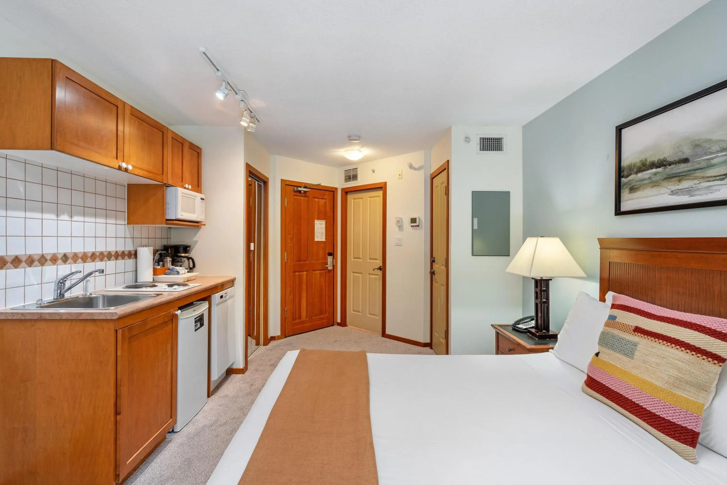 Bed in Cascade Lodge