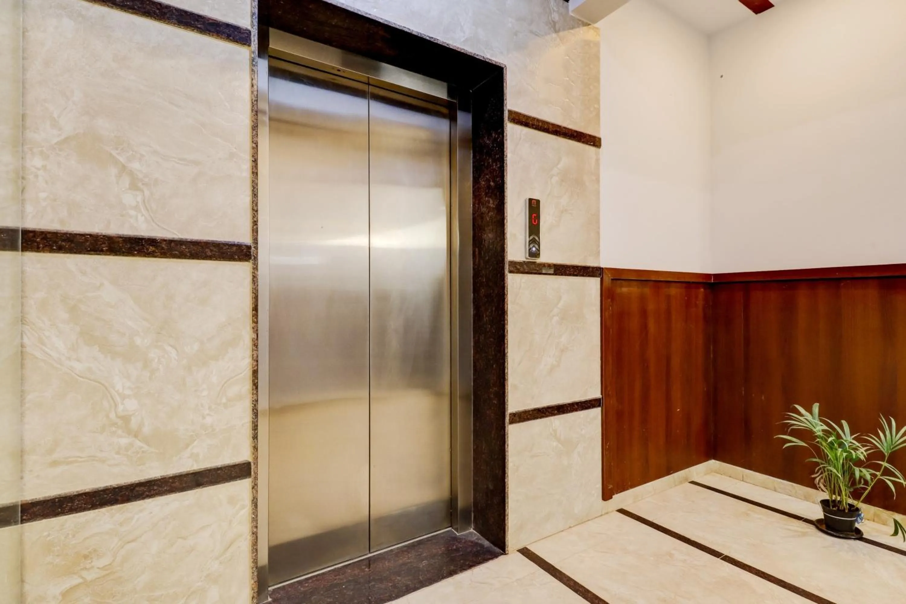 Lobby or reception in Collection O Airport Inn