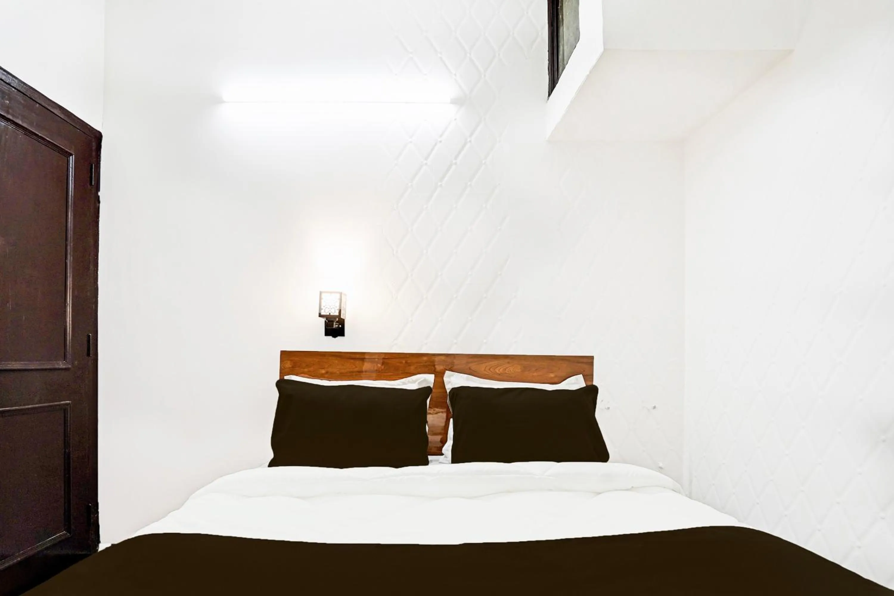 Bedroom, Bed in Hotel O Kiiza Stay House