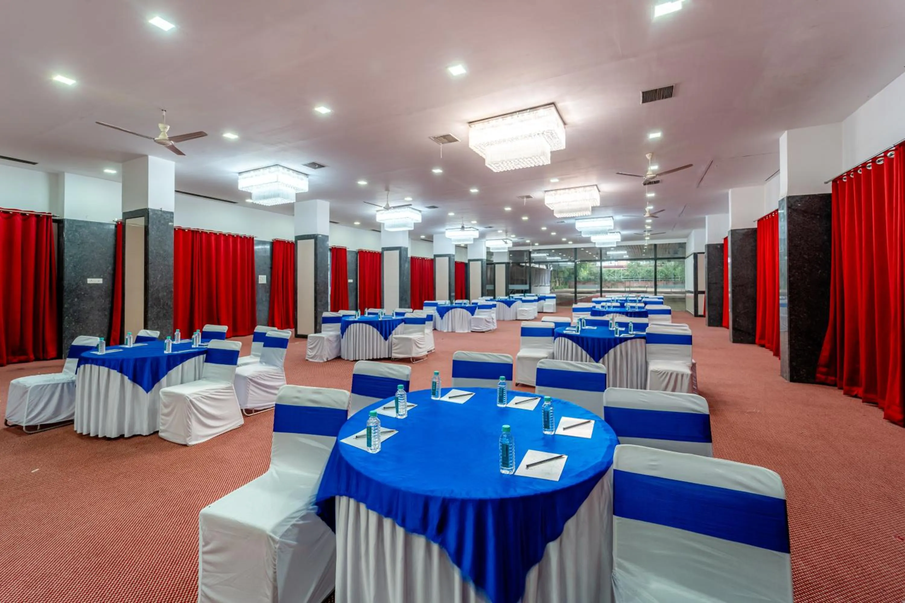 Banquet/Function facilities in Treebo Premium Omni Residency