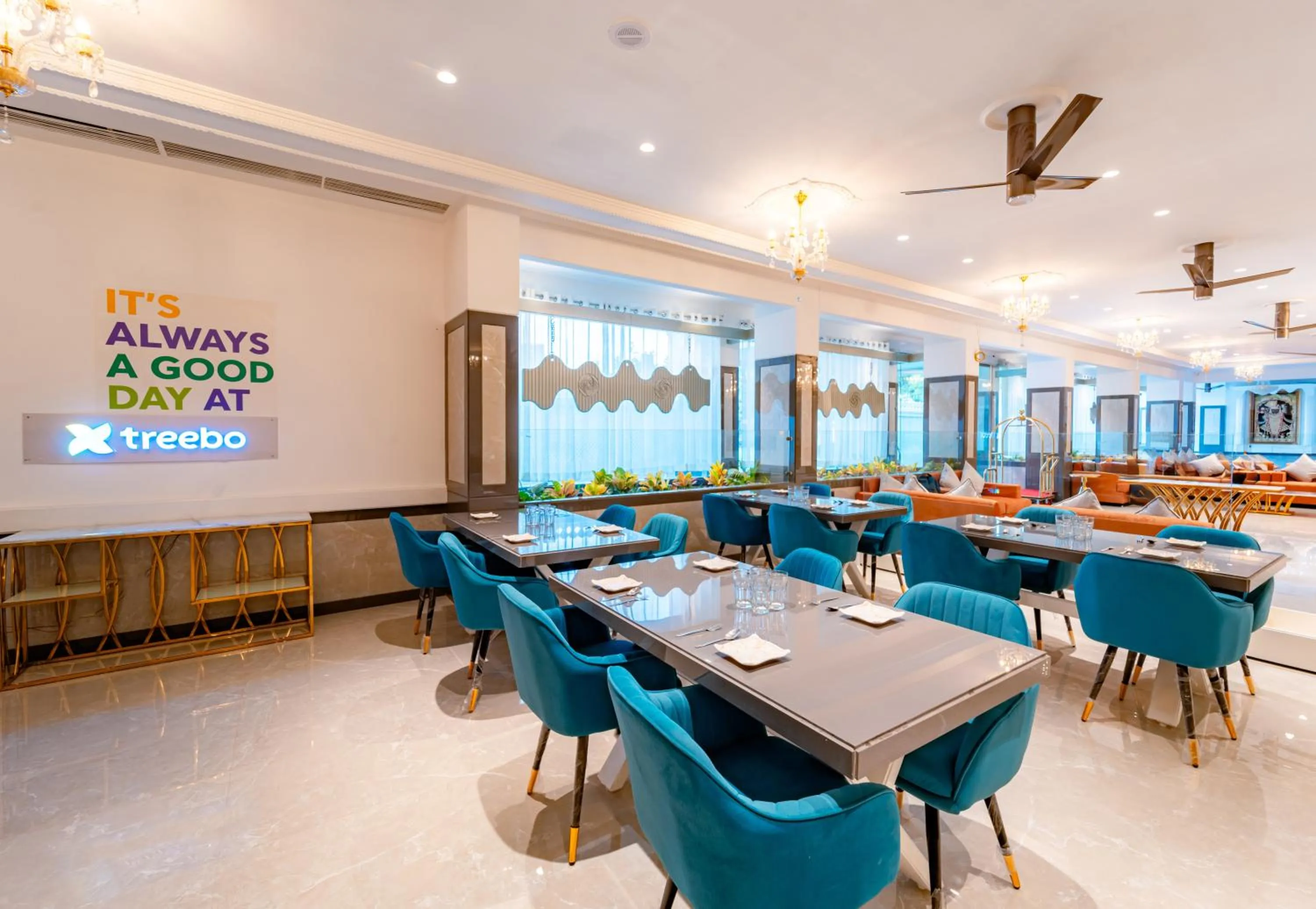 Restaurant/places to eat in Treebo Premium Omni Residency