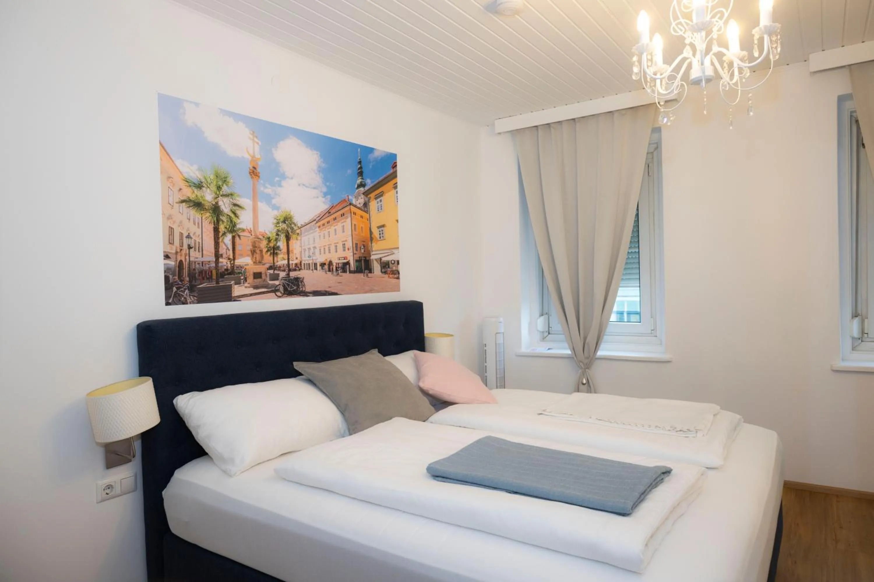 Bed in Cityhotel am Domplatz Self-CheckIn