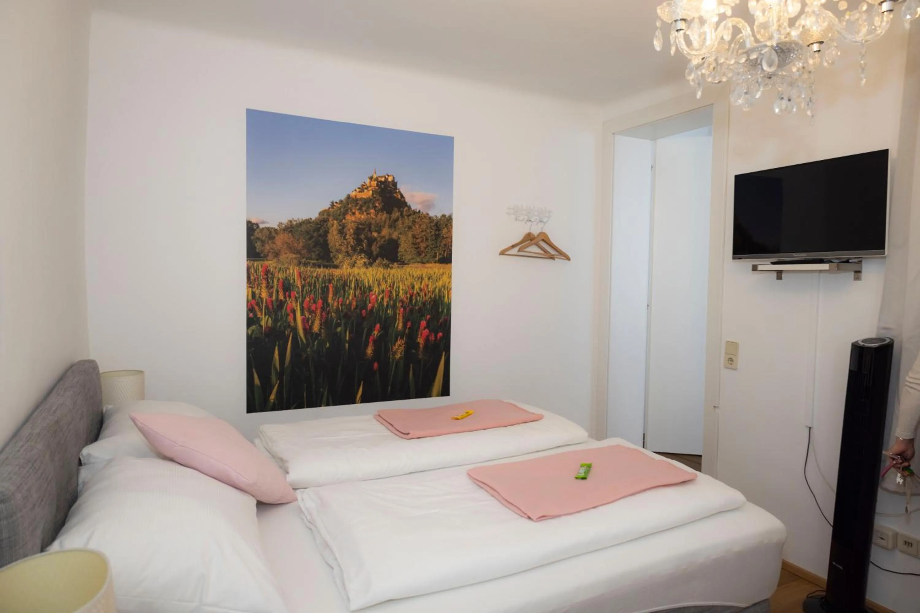 Bed in Cityhotel am Domplatz Self-CheckIn