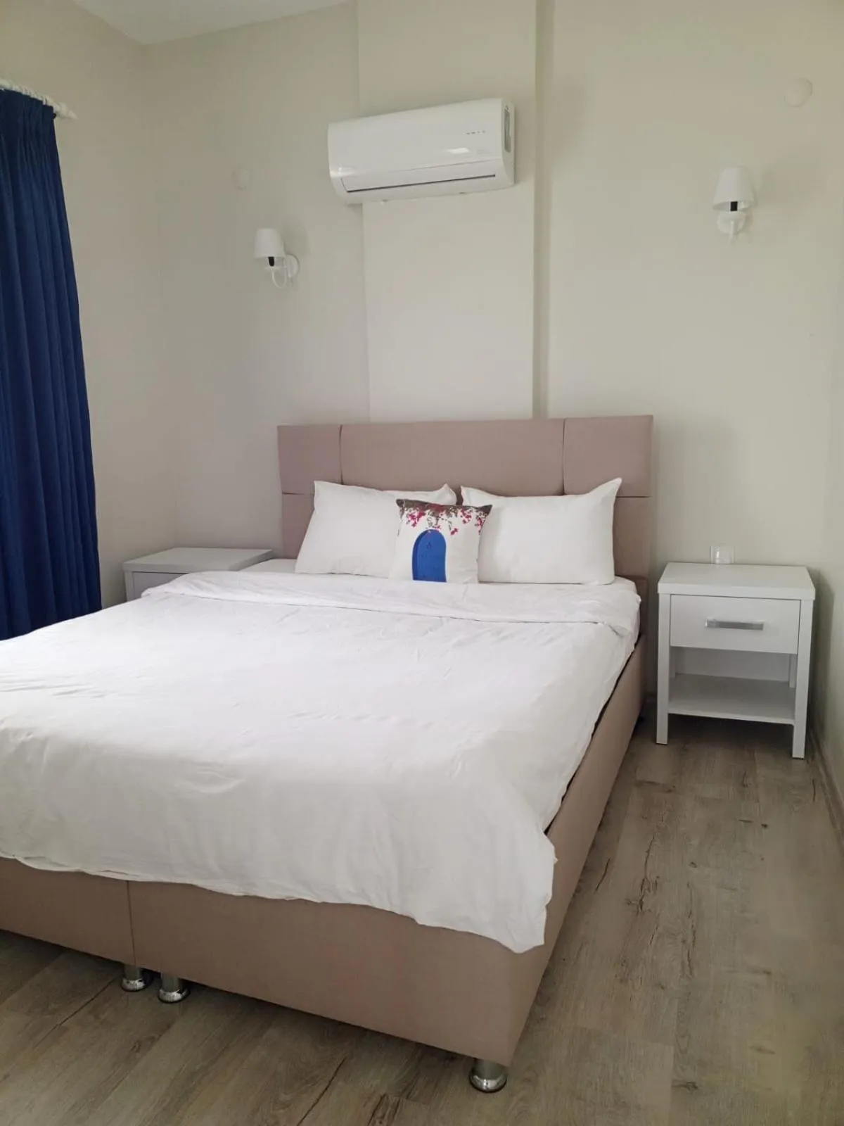 Bed in Port Hotel, Tasucu