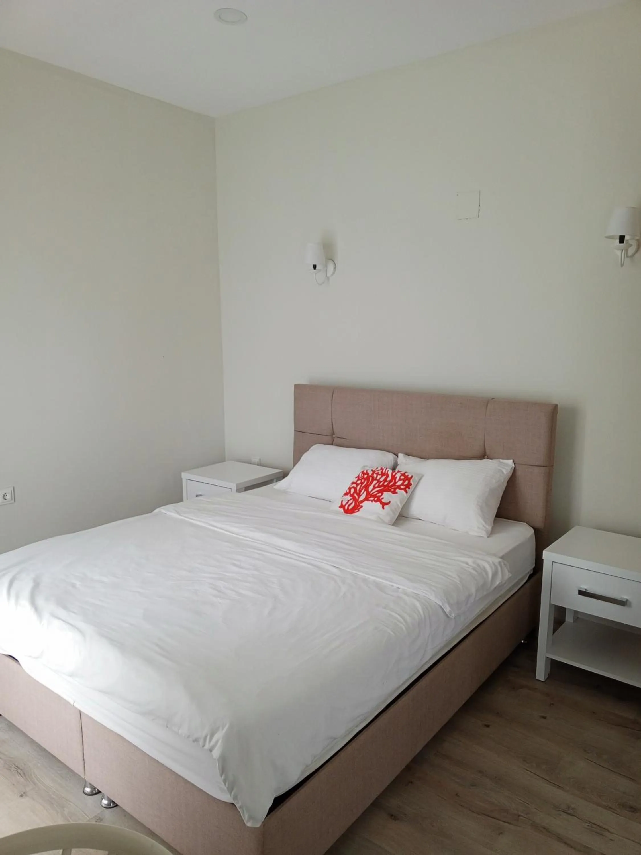 Bed in Port Hotel, Tasucu