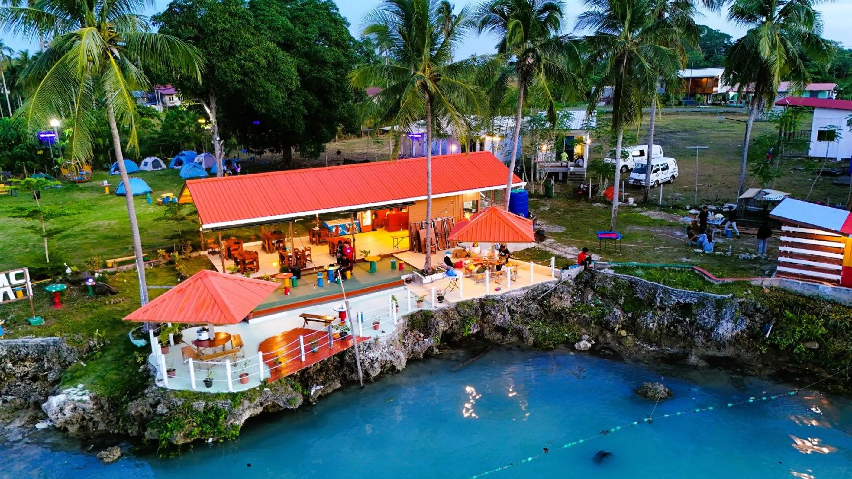 Restaurant/places to eat in Panglima Resort Bum Bum Island, Semporna