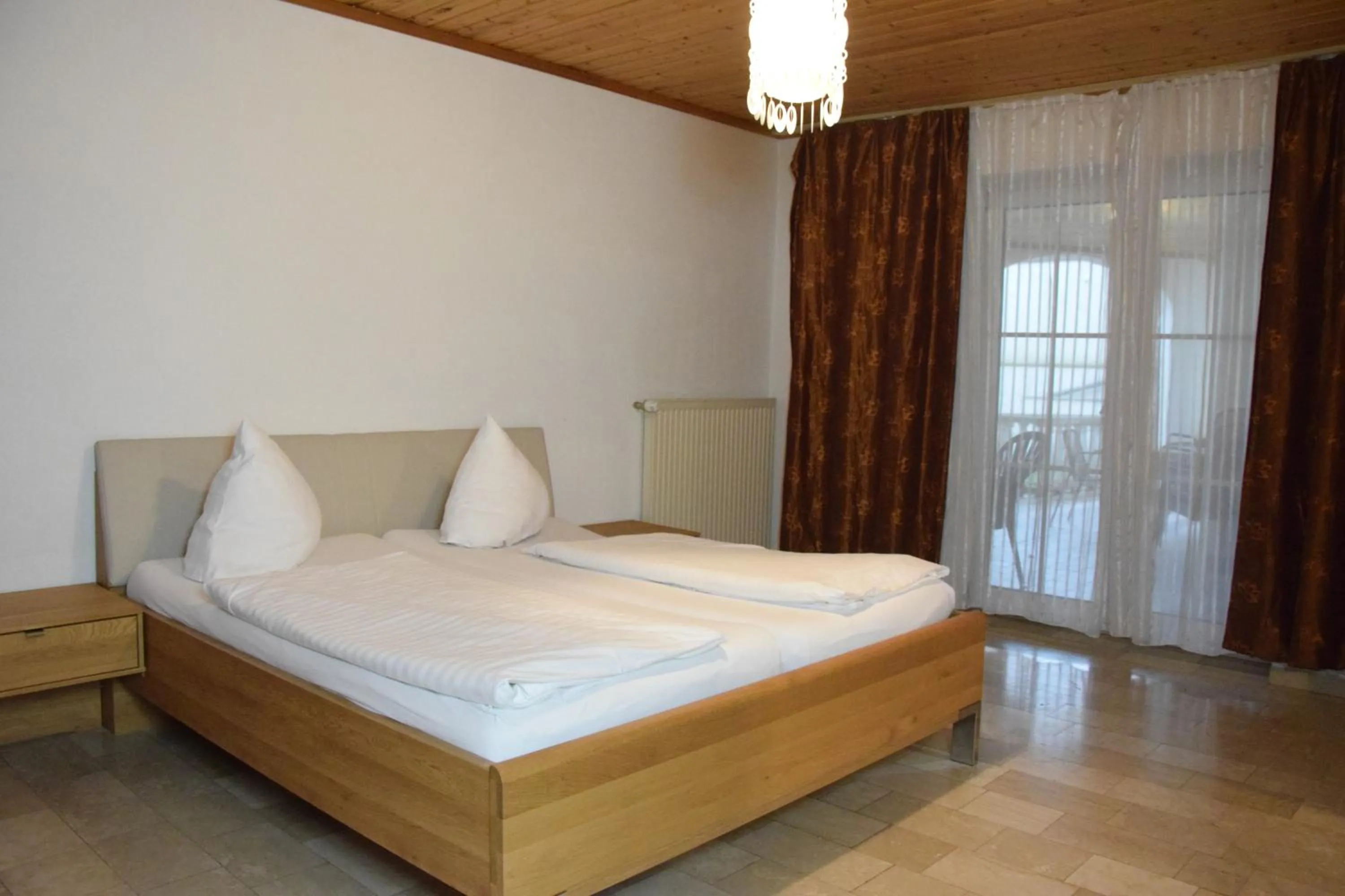 Bed in Appartmenthaus Rosenhof