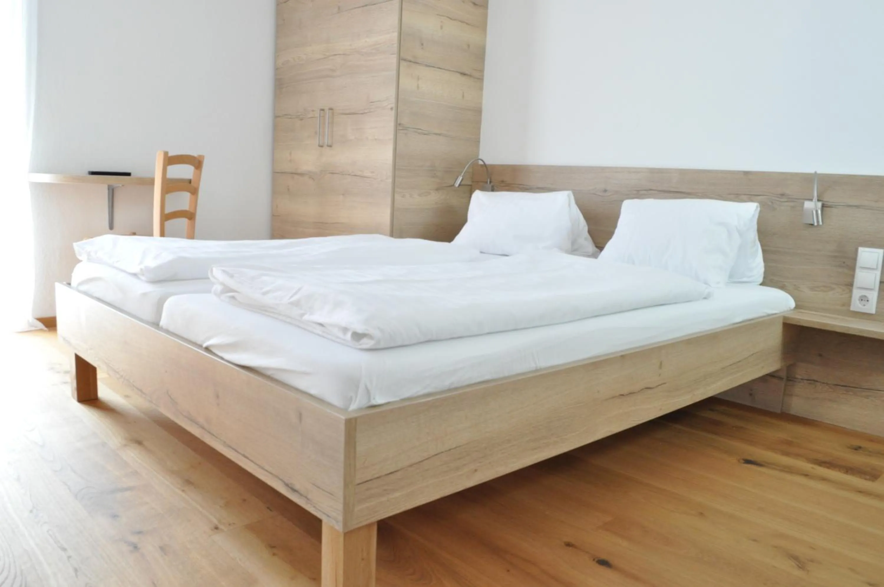 Bed in Appartmenthaus Rosenhof