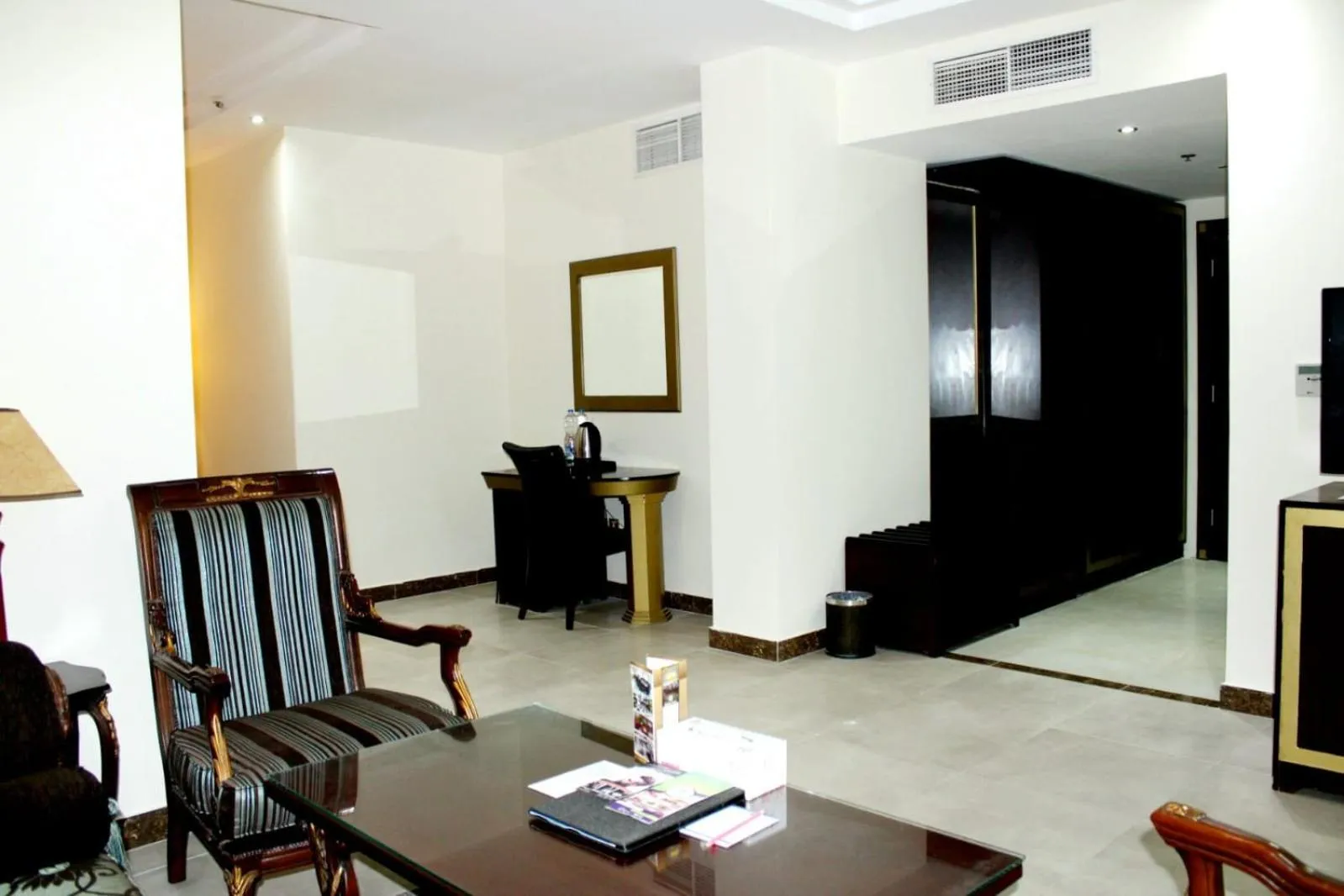 Living room in Tourist Hotel
