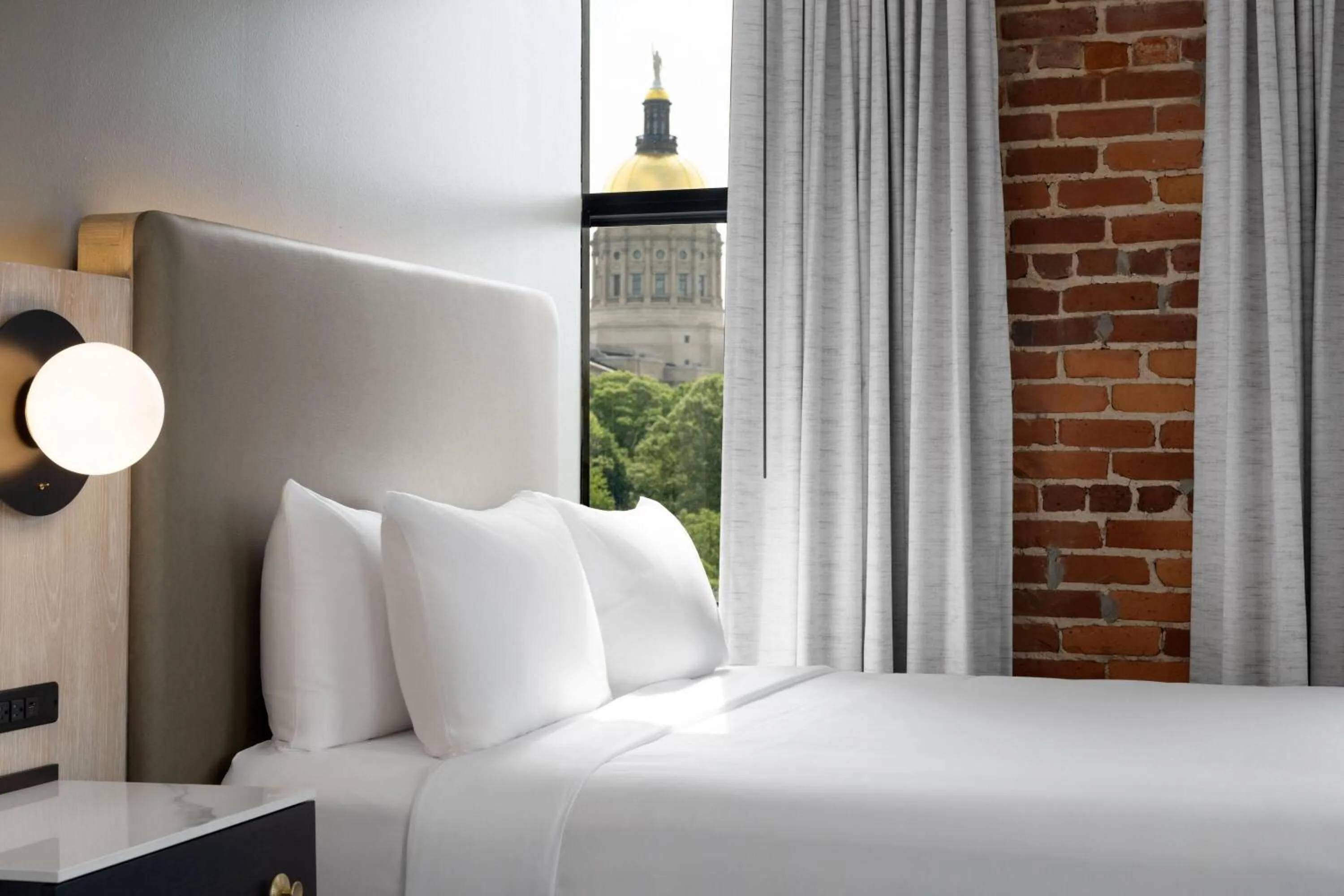 Photo of the whole room, Bed in Origin Atlanta, a Wyndham Hotel