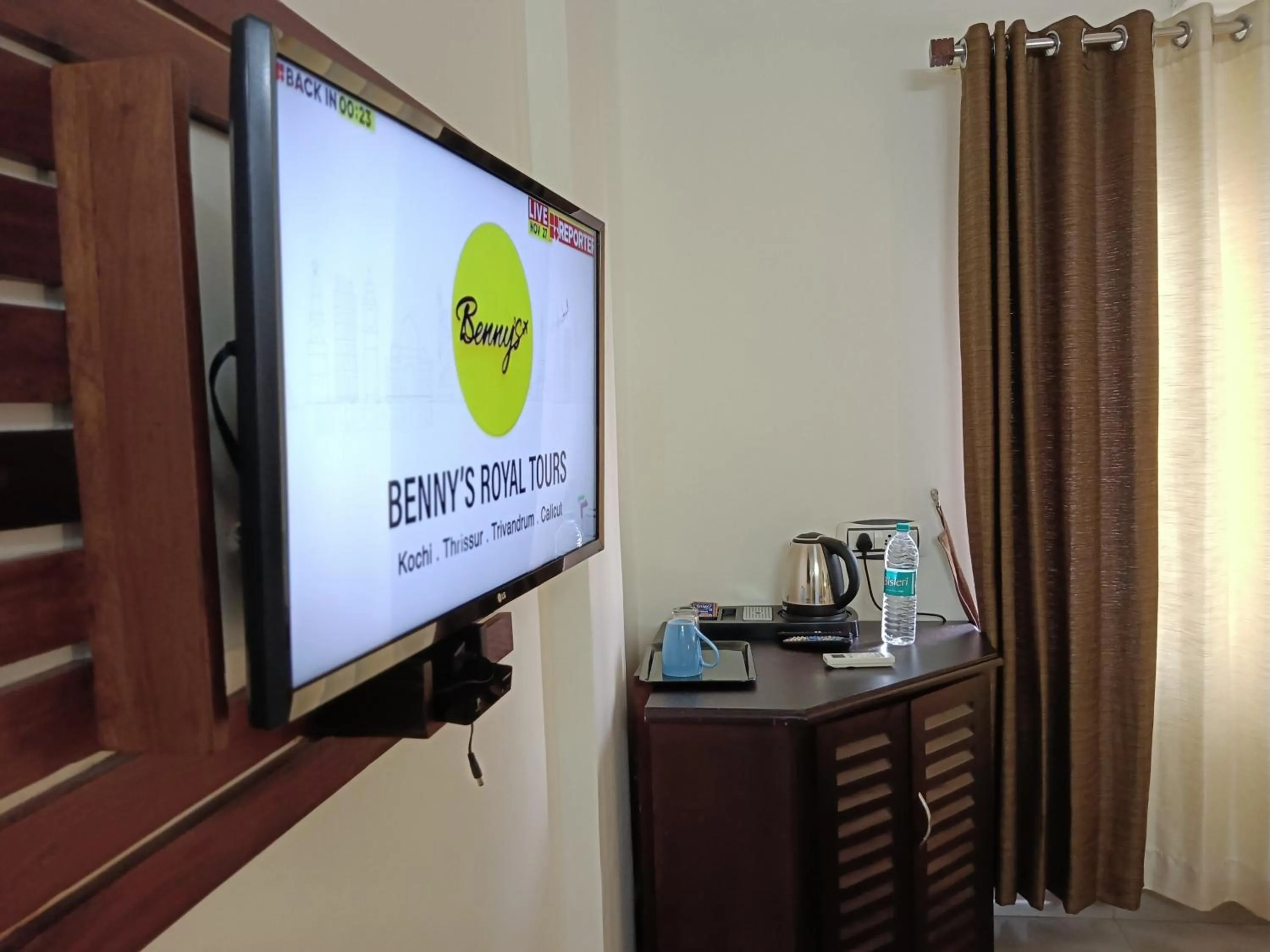 TV and multimedia in Malanadu Tourist Home