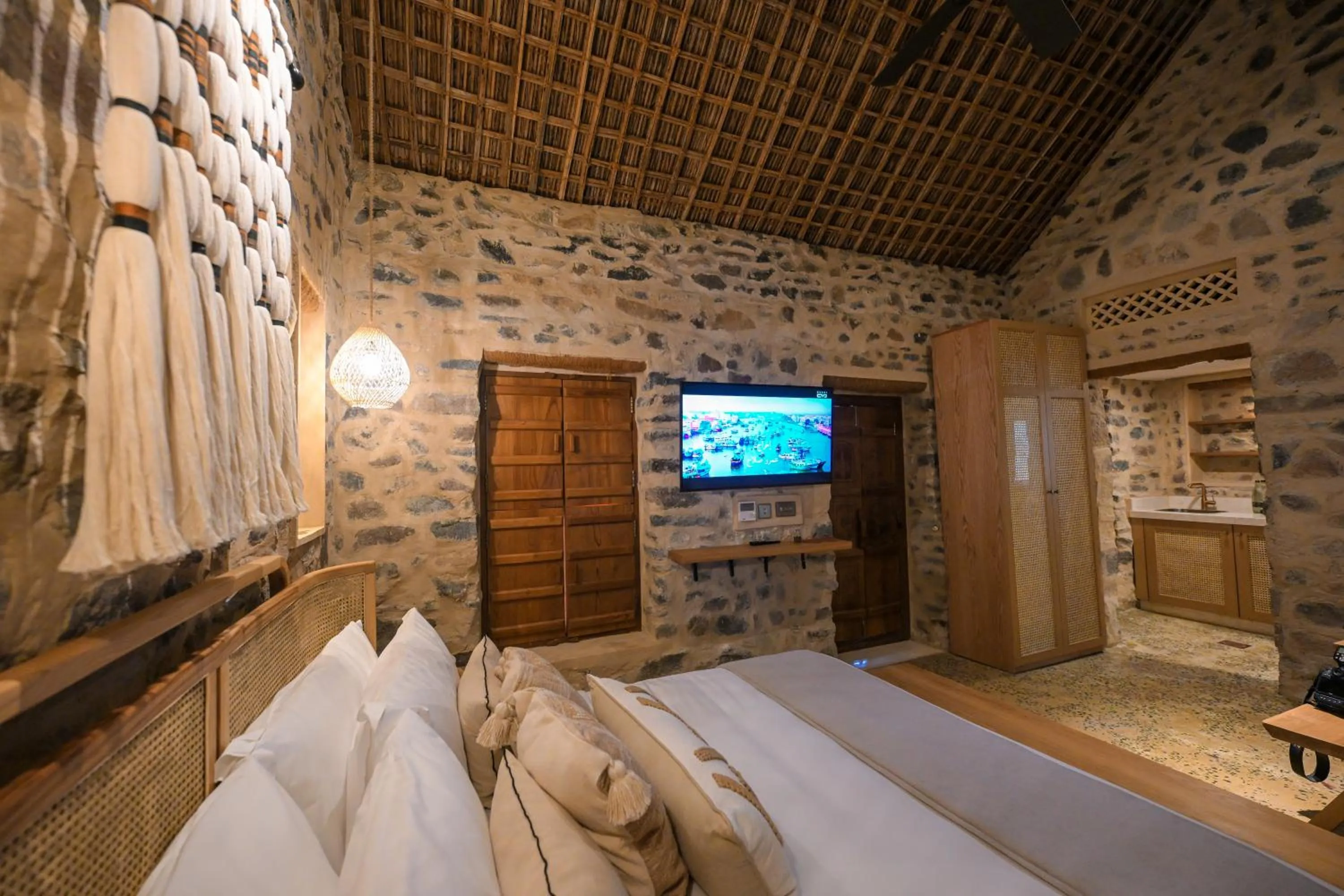 Bed in Najd Al Meqsar, By Sharjah Collection - Adults Only