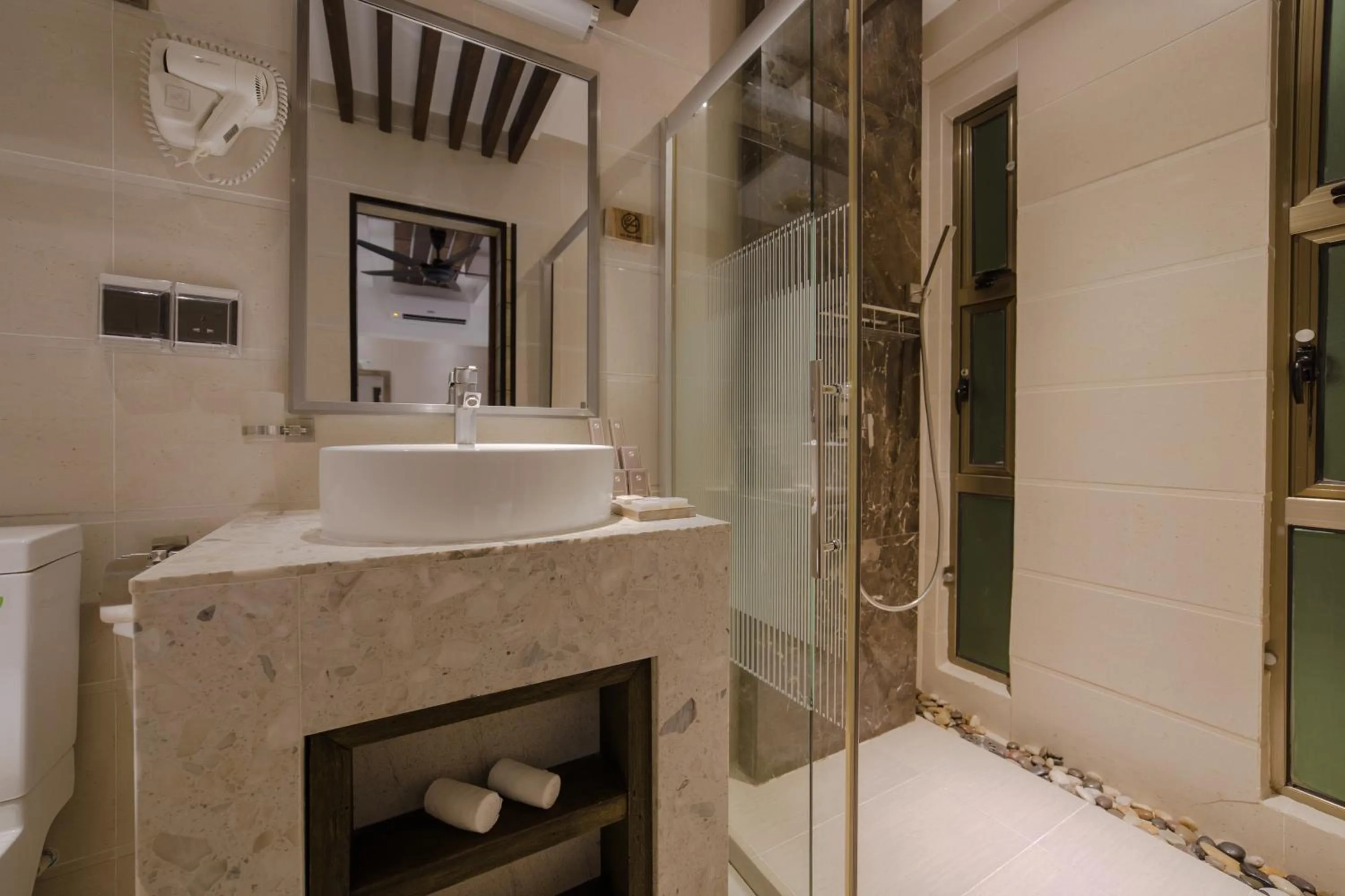 Bathroom in Hotel Ocean Grand at Hulhumale