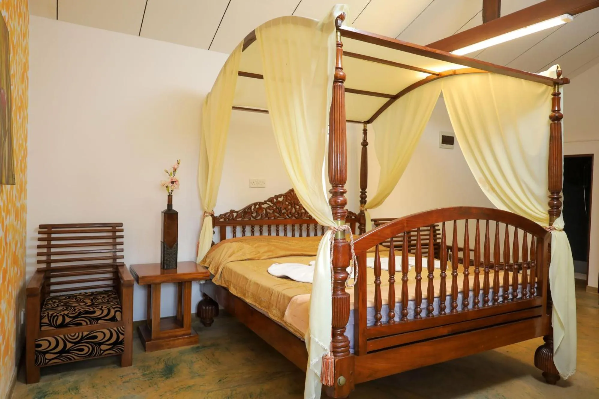 Bed in Solomon Beach Hotel