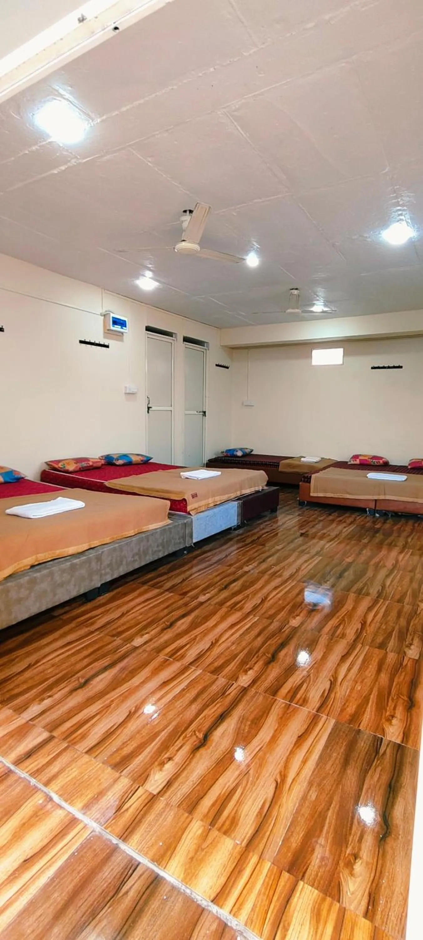 Bedroom in Shri Shiv Ganga Bhakt Niwas