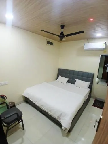 Shri Shiv Ganga Bhakt Niwas