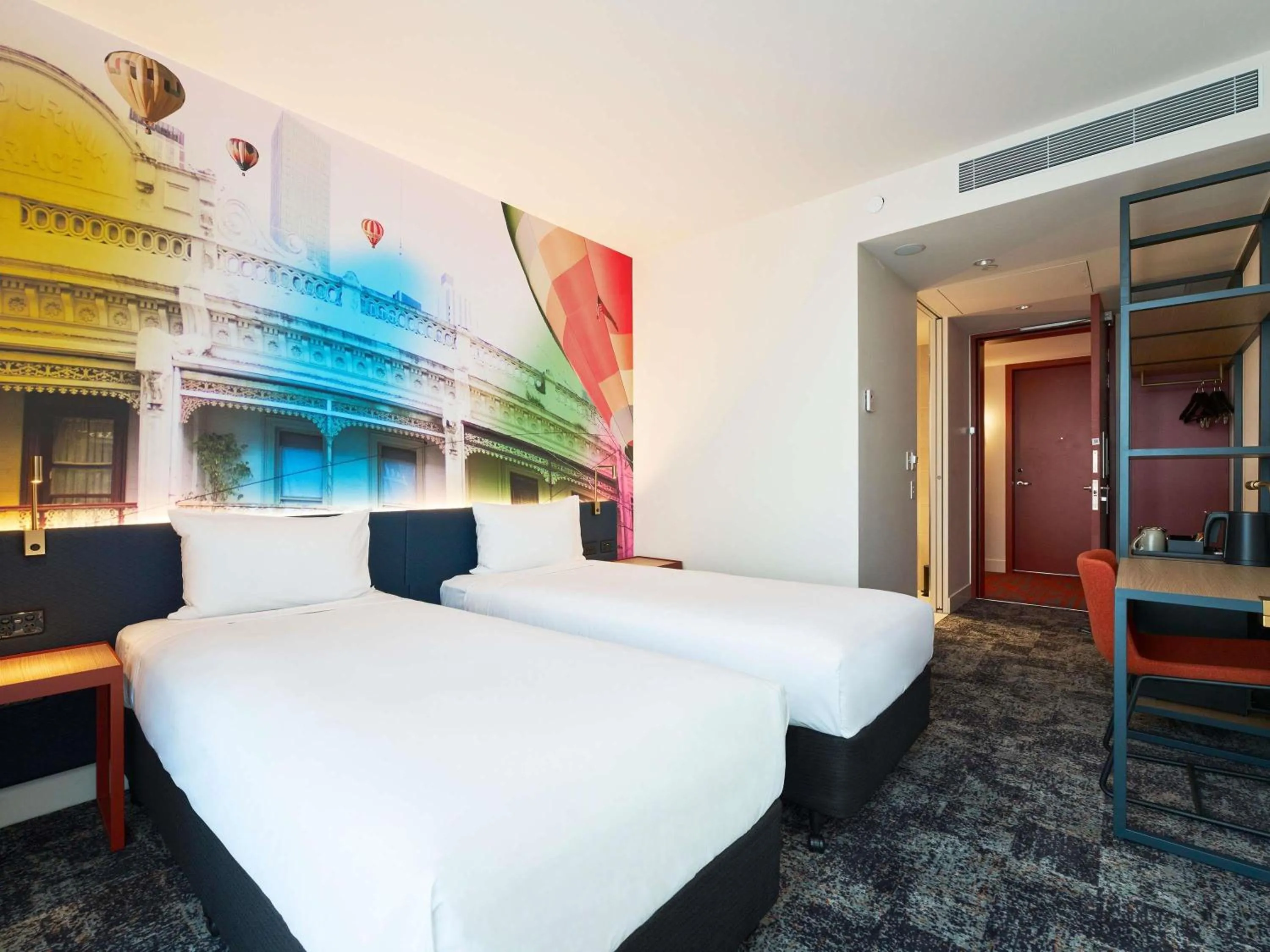 Bedroom, Bed in ibis Styles Melbourne Airport