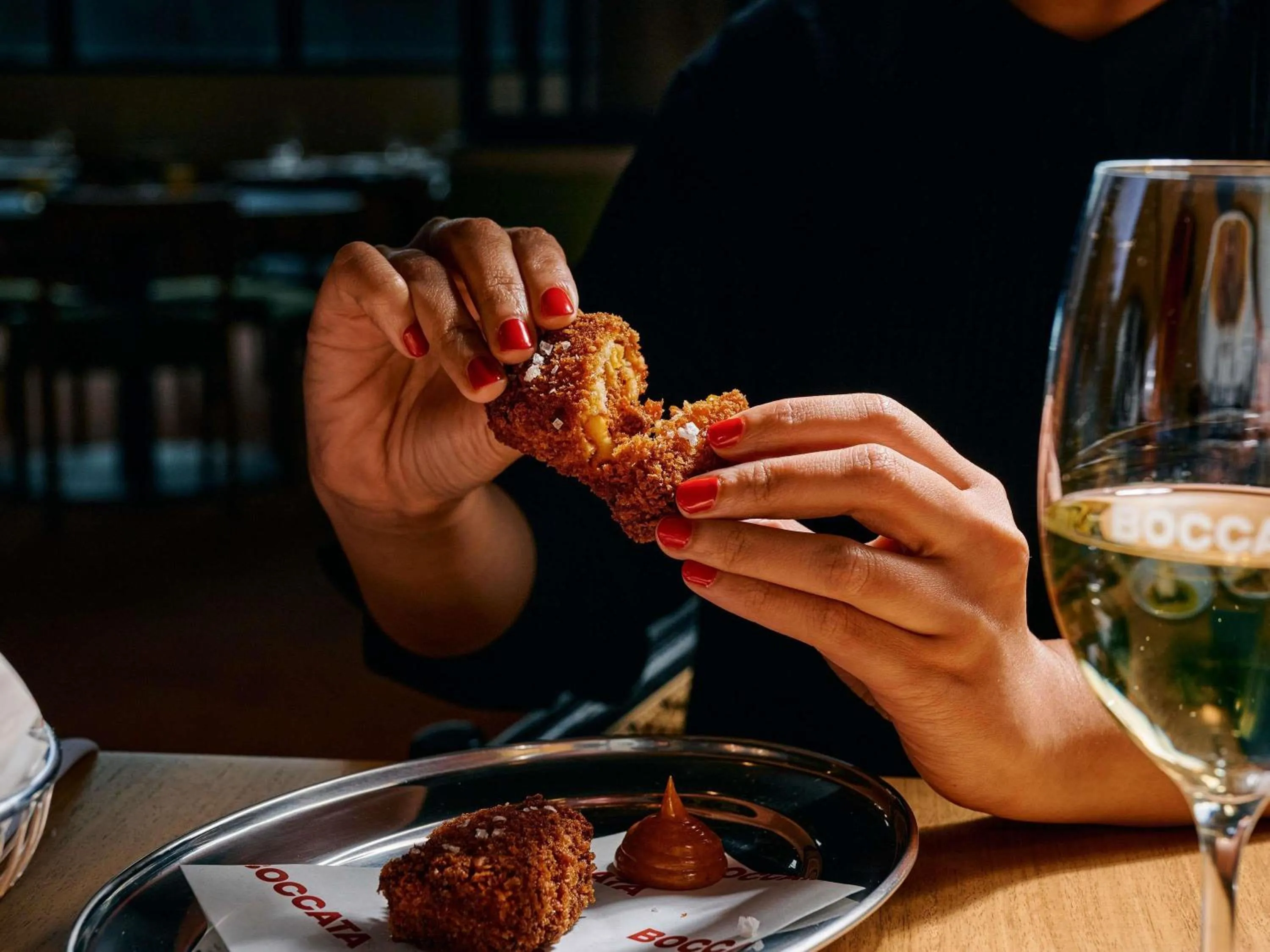 Restaurant/places to eat in ibis Styles Melbourne Airport