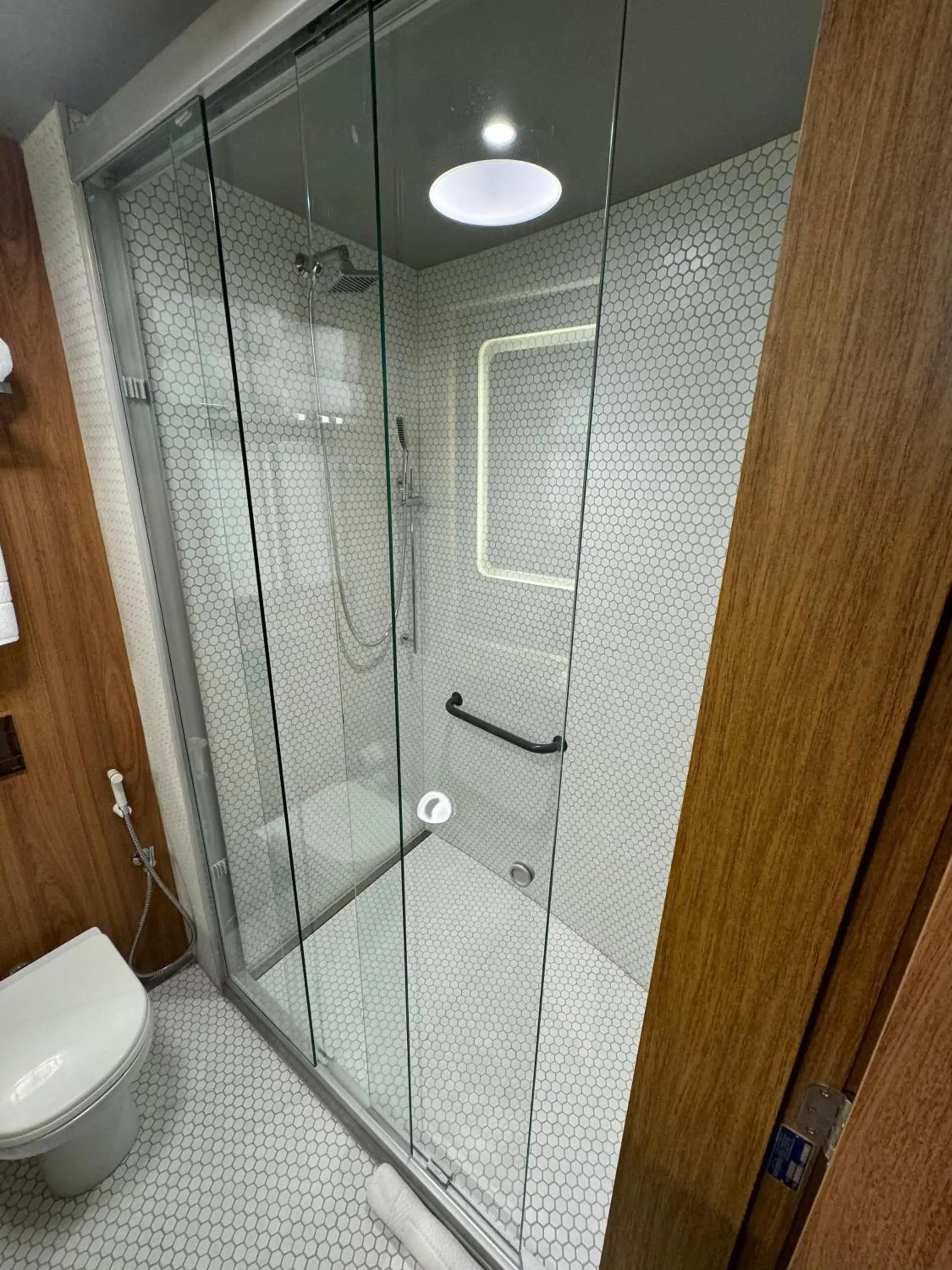 Executive Queen Apartment with Balcony and Sea View - single occupancy in Novotel Recife Marina Executive Queen Apartment with Balcony and Sea View - single occupancy in Novotel Recife Marina