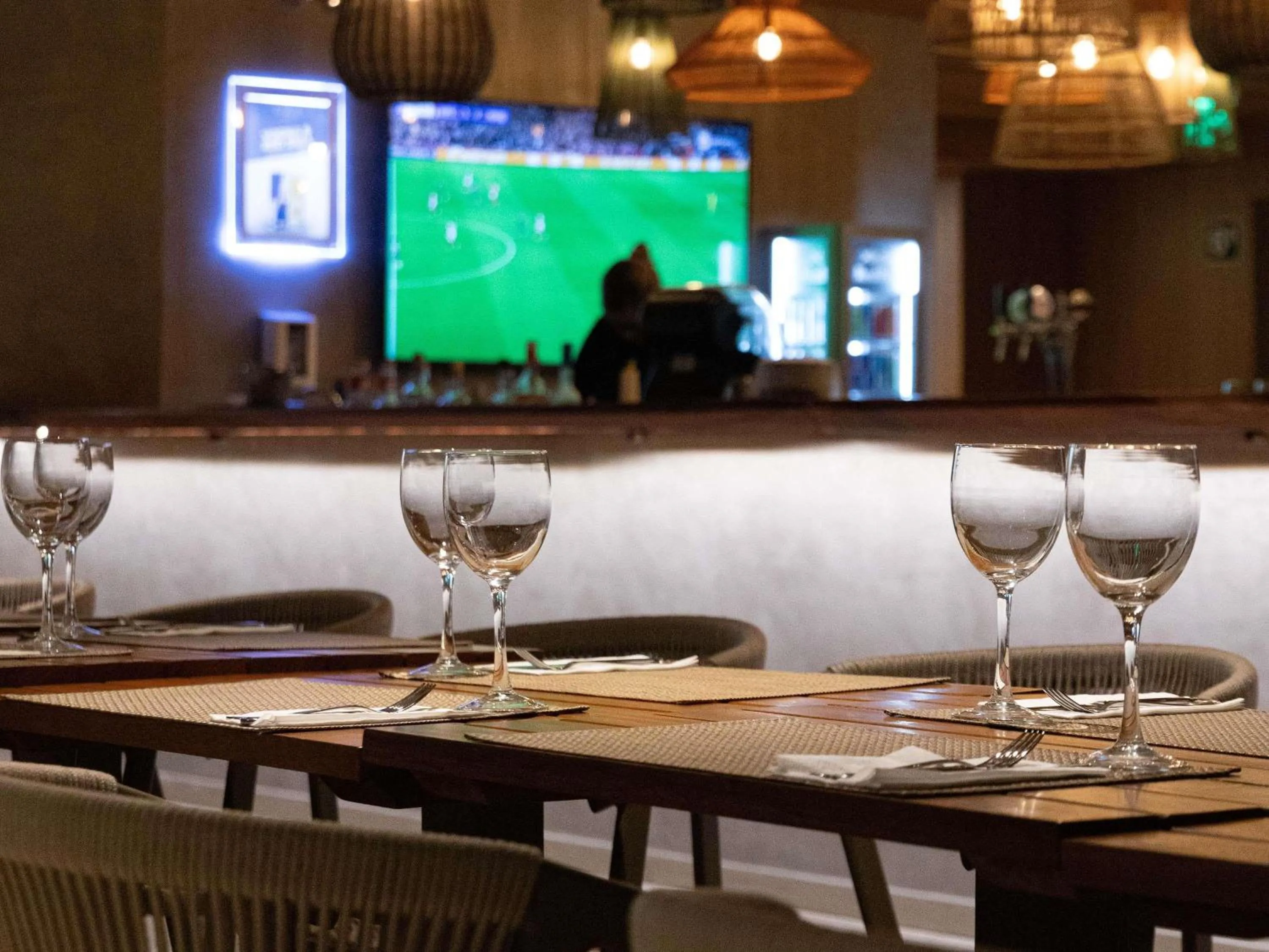 Lounge or bar in Novotel Recife Marina