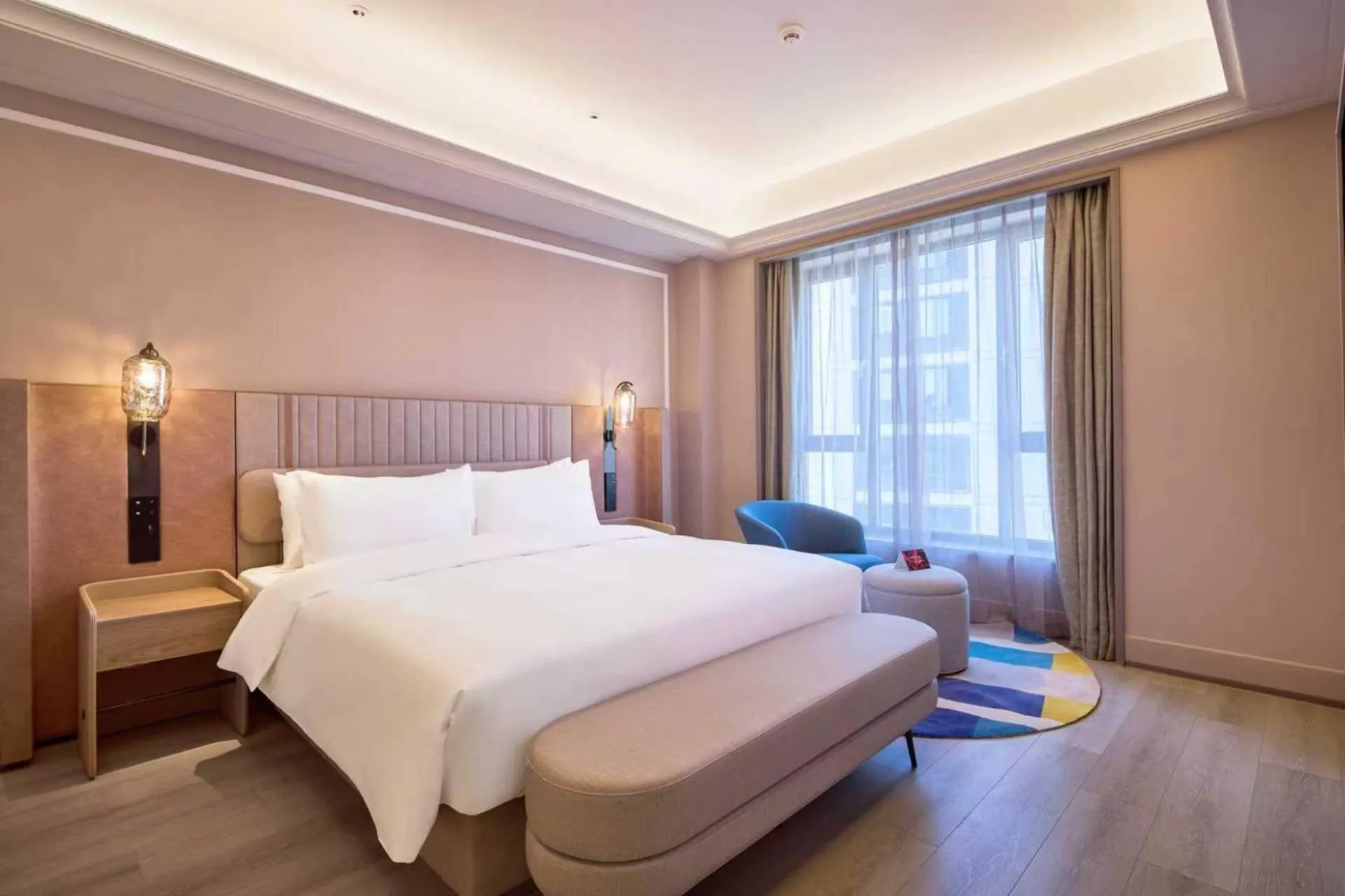 View (from property/room), Bed in Mercure Yiwu International Trade City