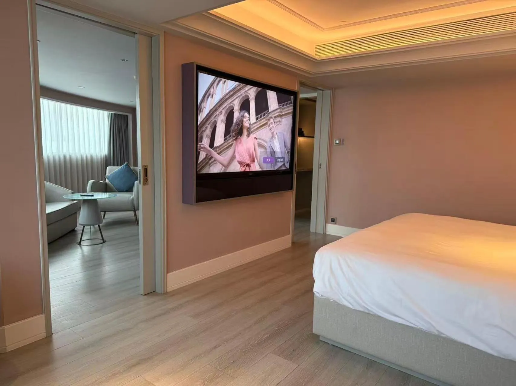 On site, Bed in Mercure Hefei Huaihe Road