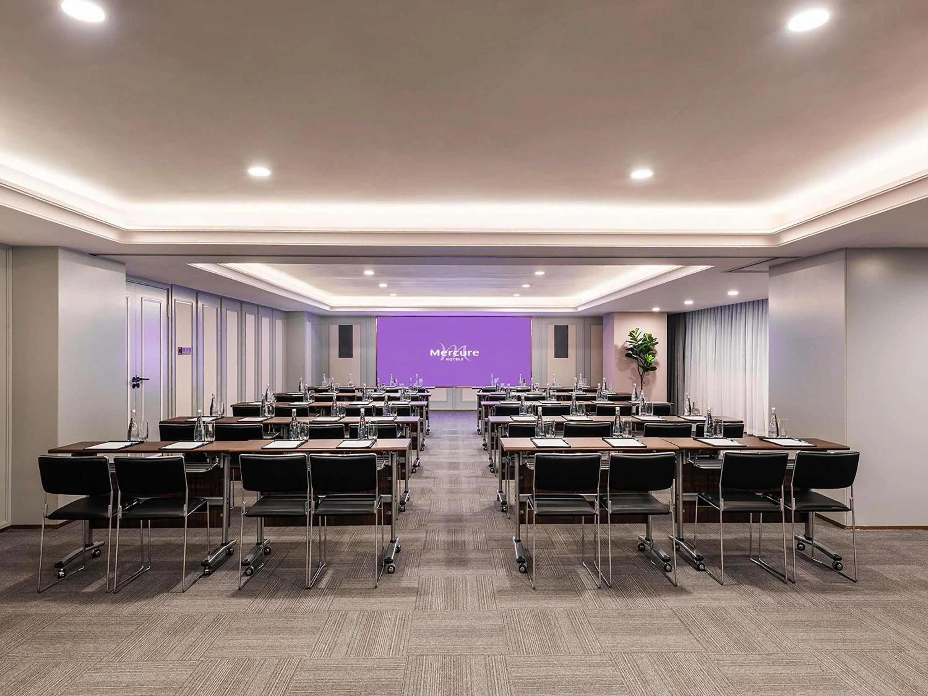 Meeting/conference room in Mercure Hefei Huaihe Road