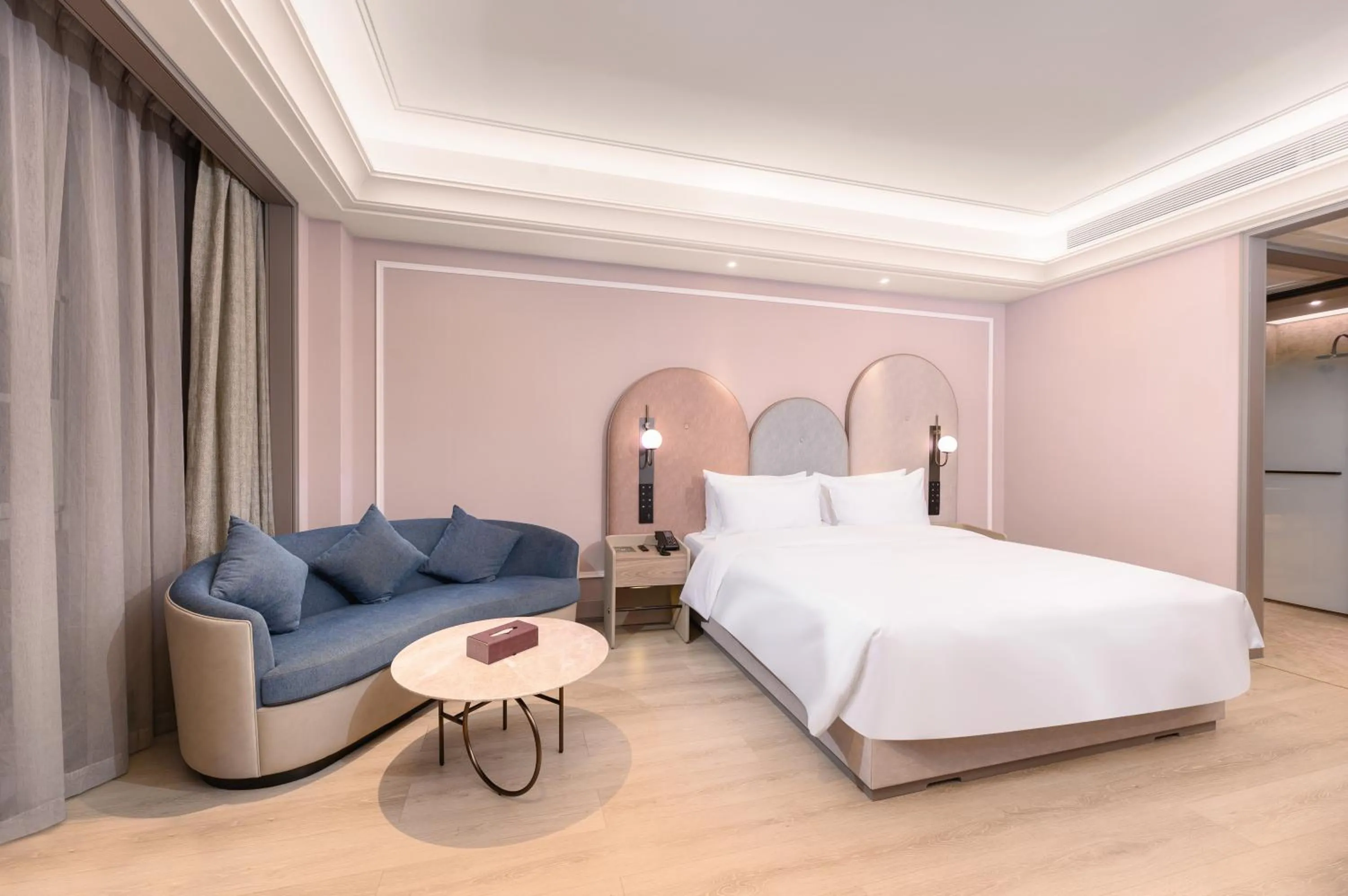 Mercure Yixing Wanda Plaza