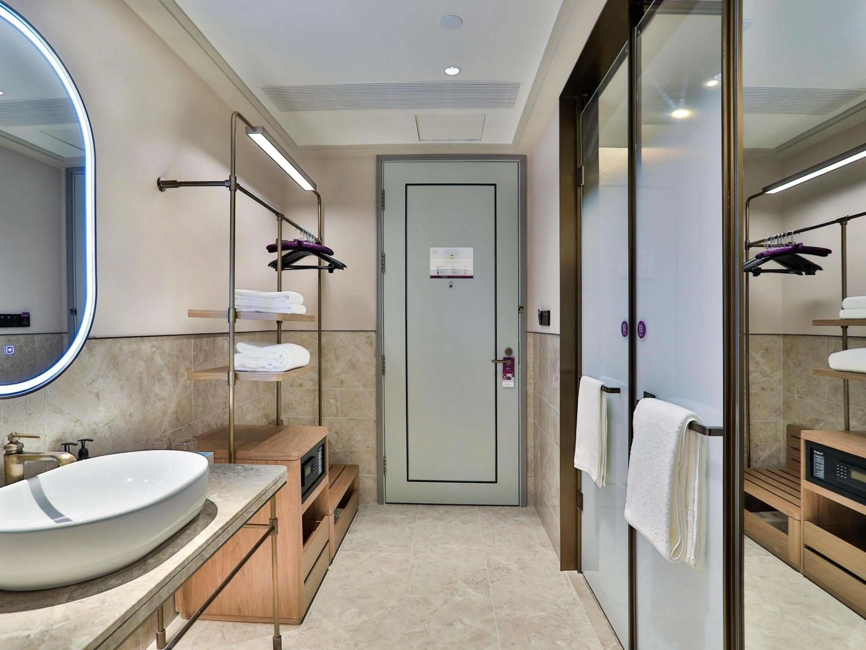 Bedroom in Mercure Hangzhou Xixi Zijingang