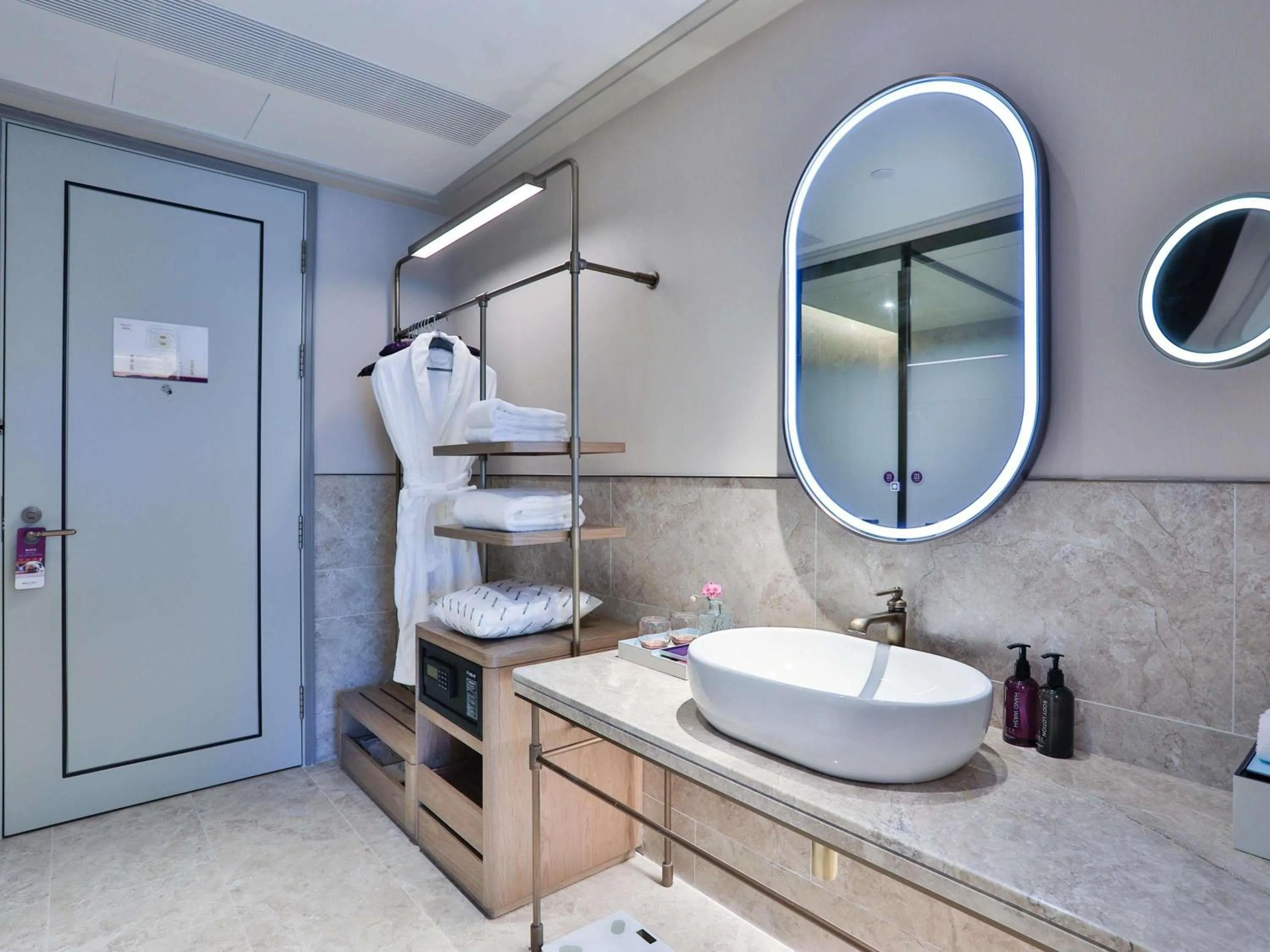 Bedroom in Mercure Hangzhou Xixi Zijingang