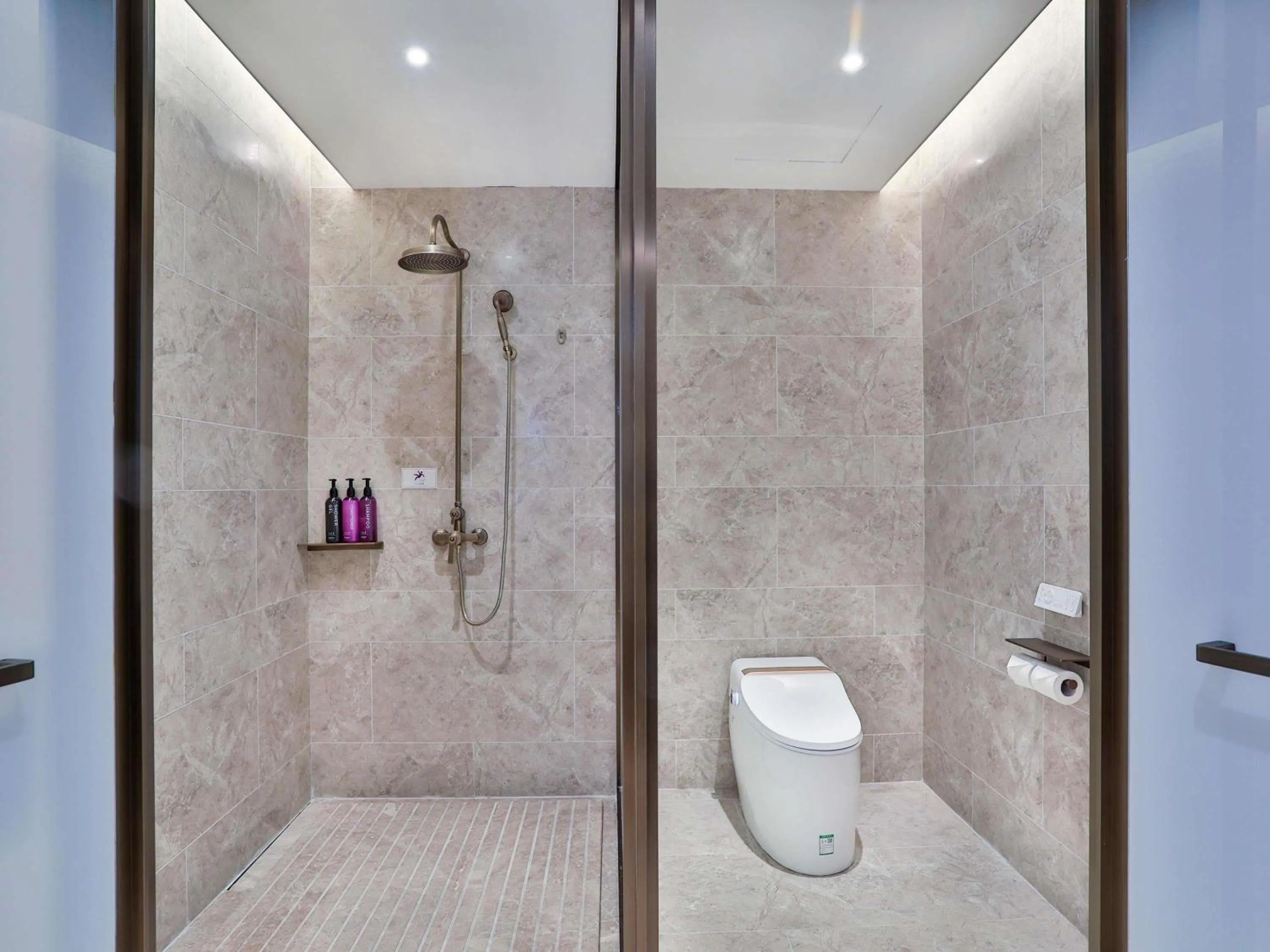 Bedroom in Mercure Hangzhou Xixi Zijingang