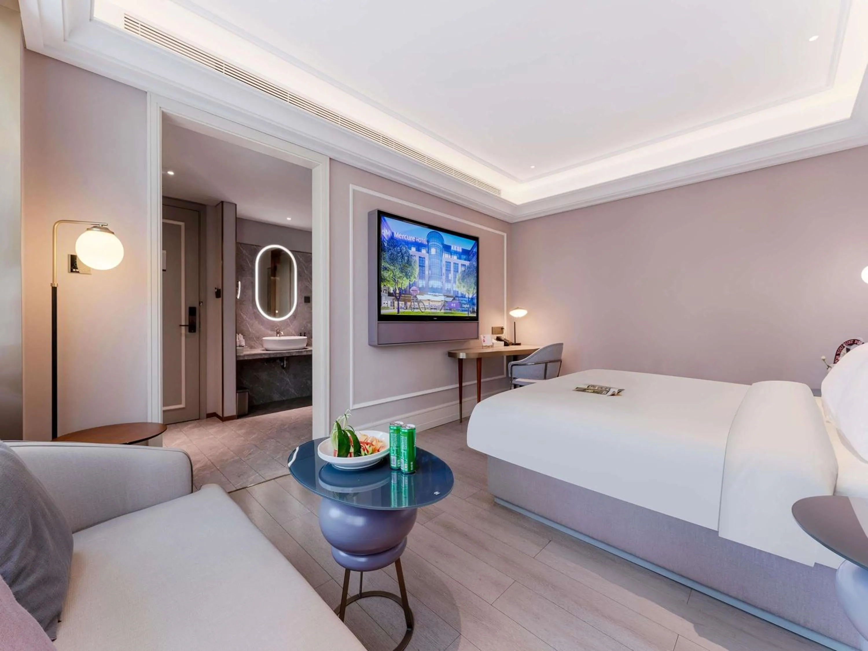 Bedroom, Bed in Mercure Shenzhen Nanshan