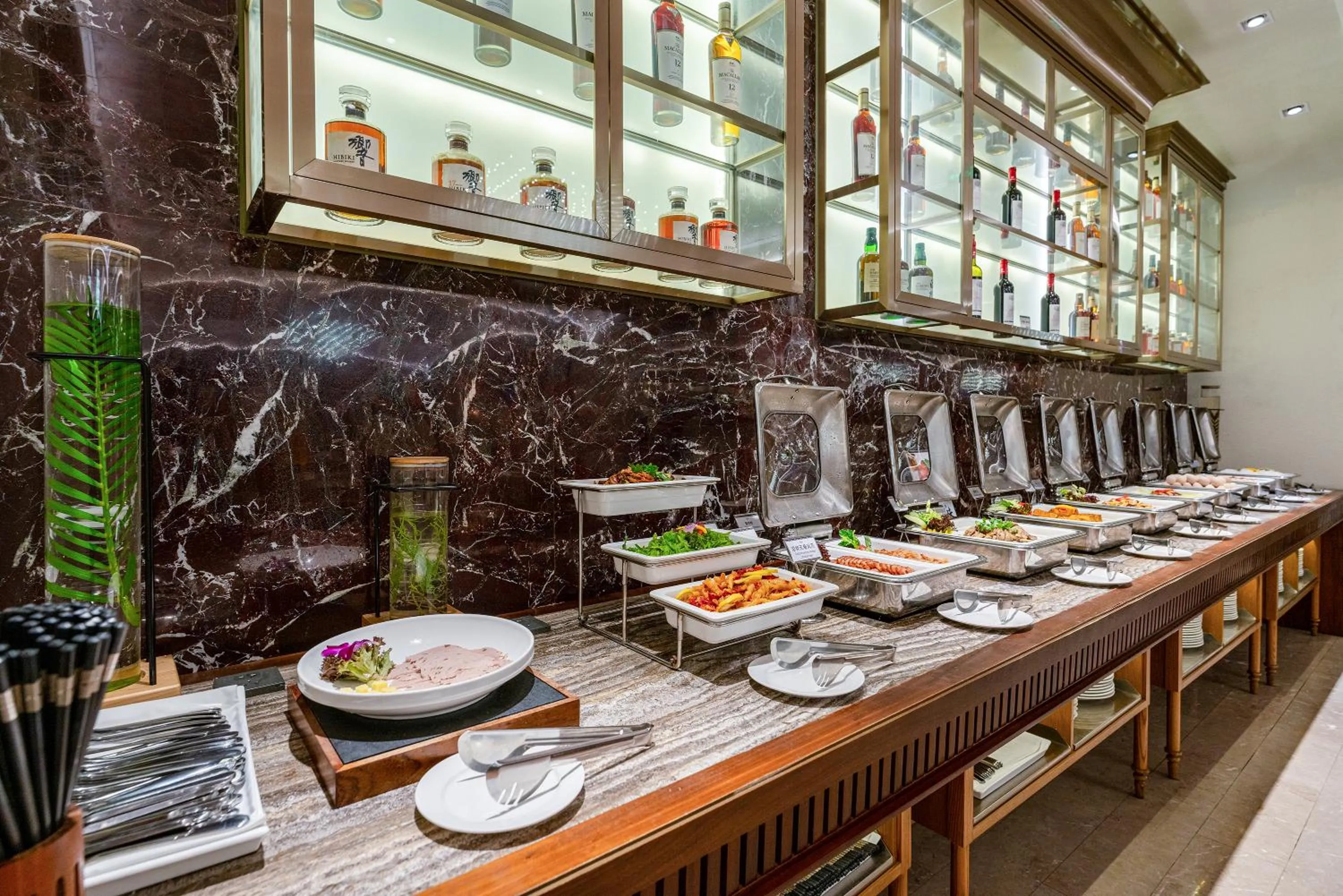 Restaurant/places to eat in Mercure Shenzhen Nanshan