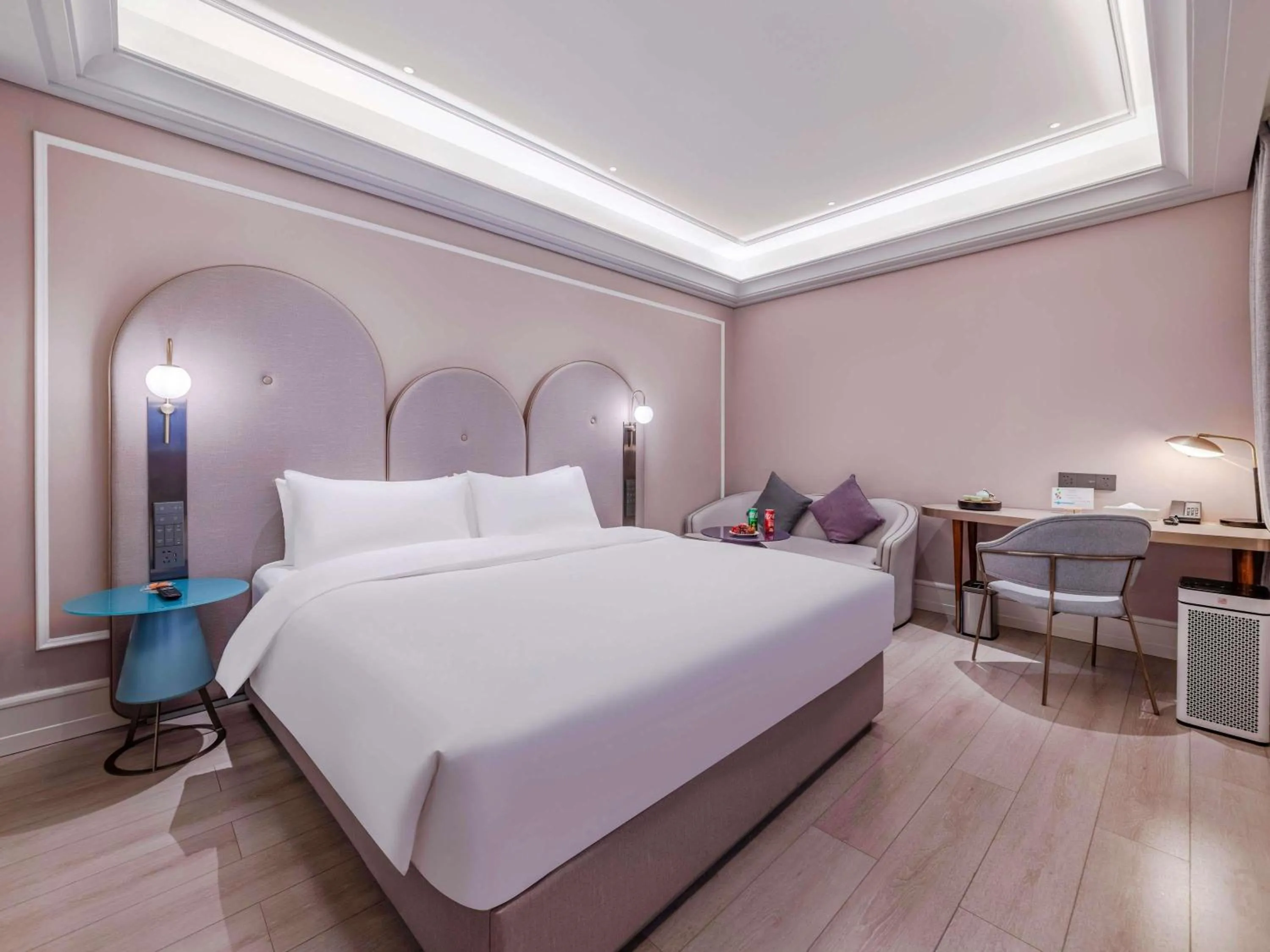 Bedroom, Bed in Mercure Shenzhen Nanshan