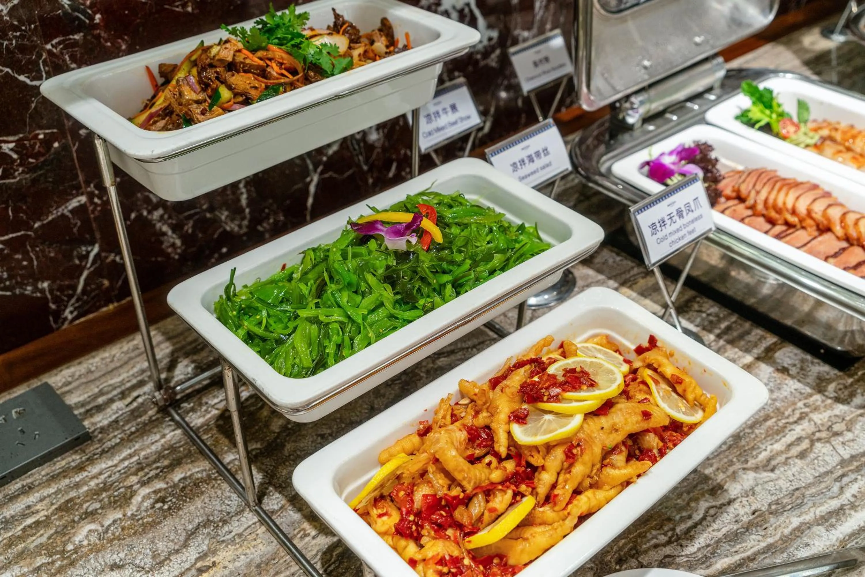 Restaurant/places to eat in Mercure Shenzhen Nanshan