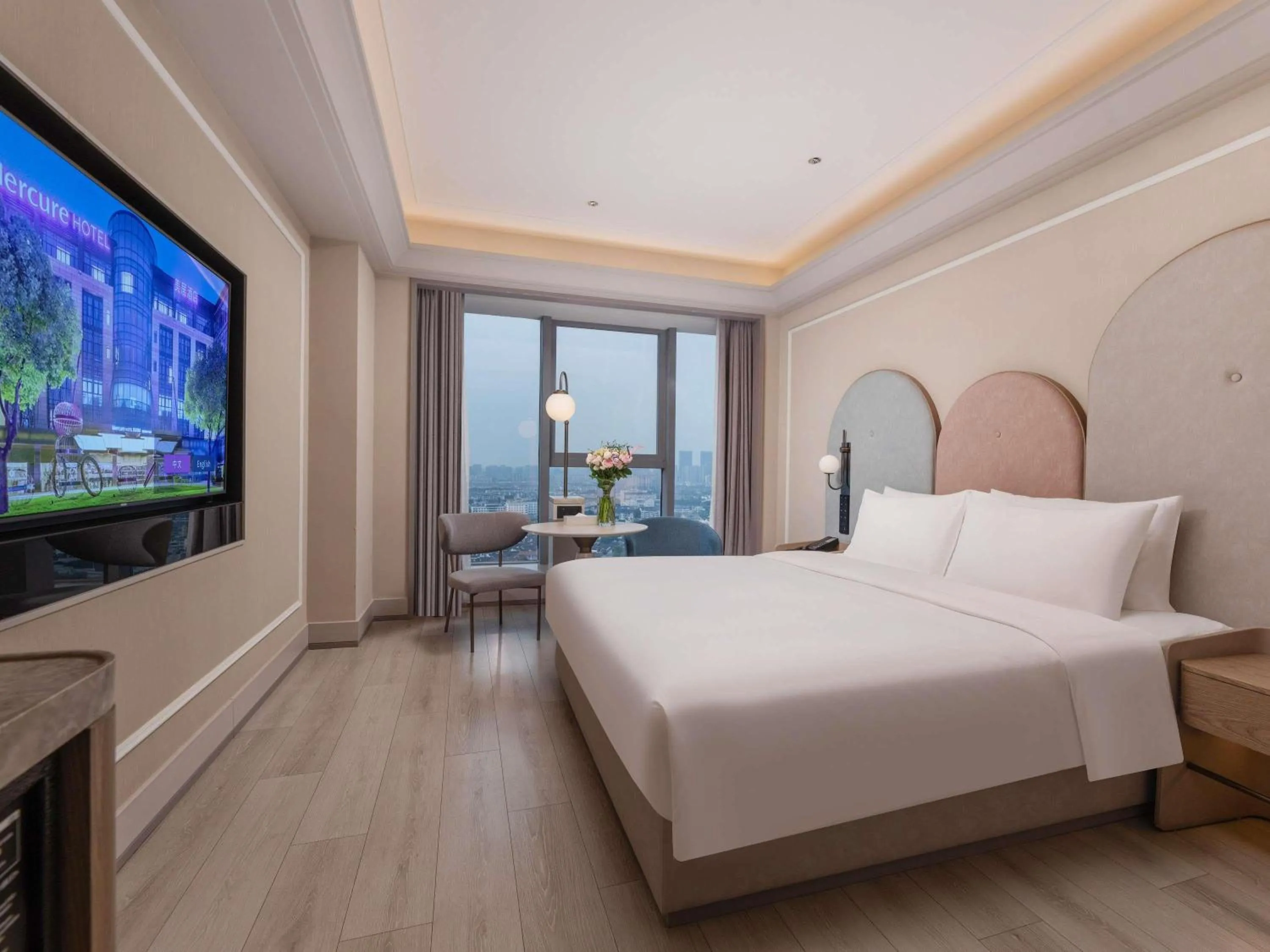 Property building, Bed in Mercure Suzhou Shilu Shantang
