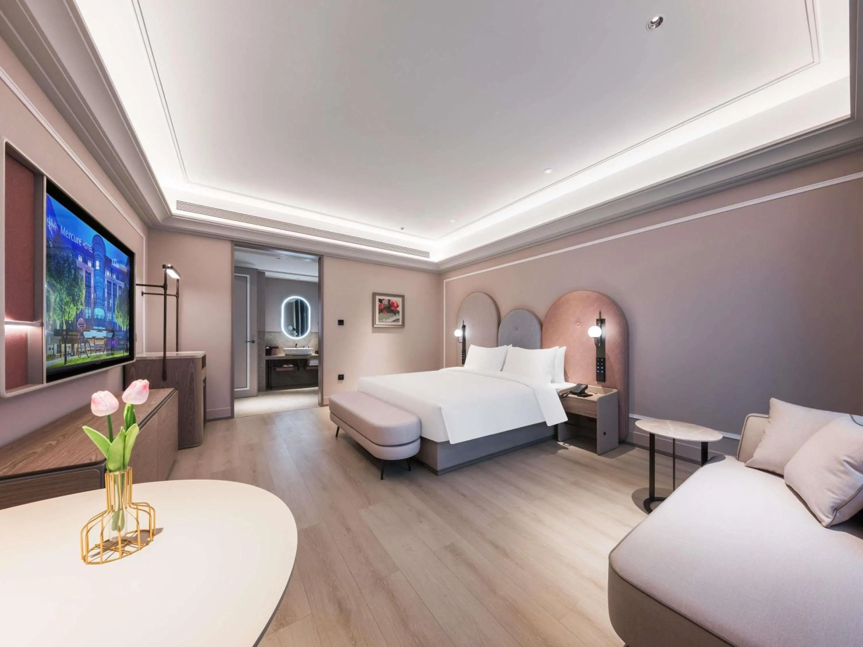 Bedroom, Bed in Mercure Xi'an Stadium Hotel