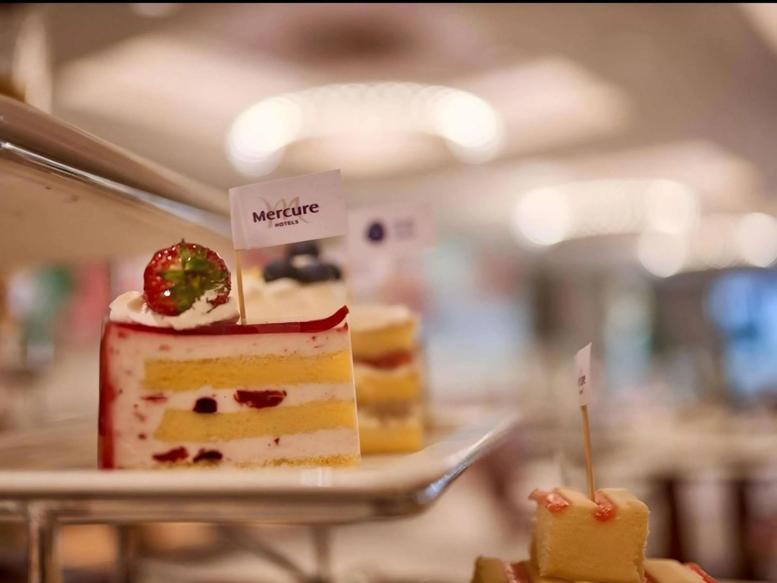 Restaurant/places to eat in Mercure Xi'an Stadium Hotel