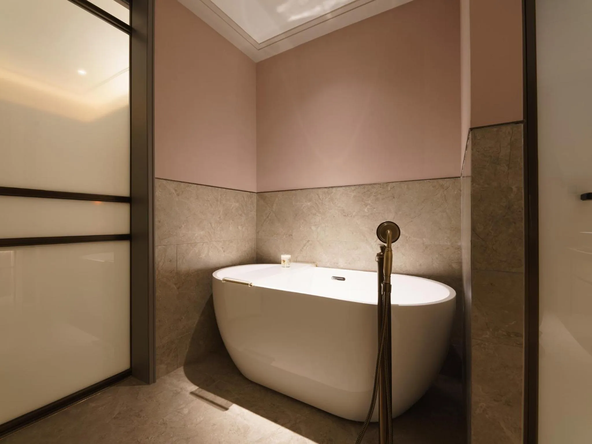 Bathroom in Mercure Xi'an Stadium Hotel