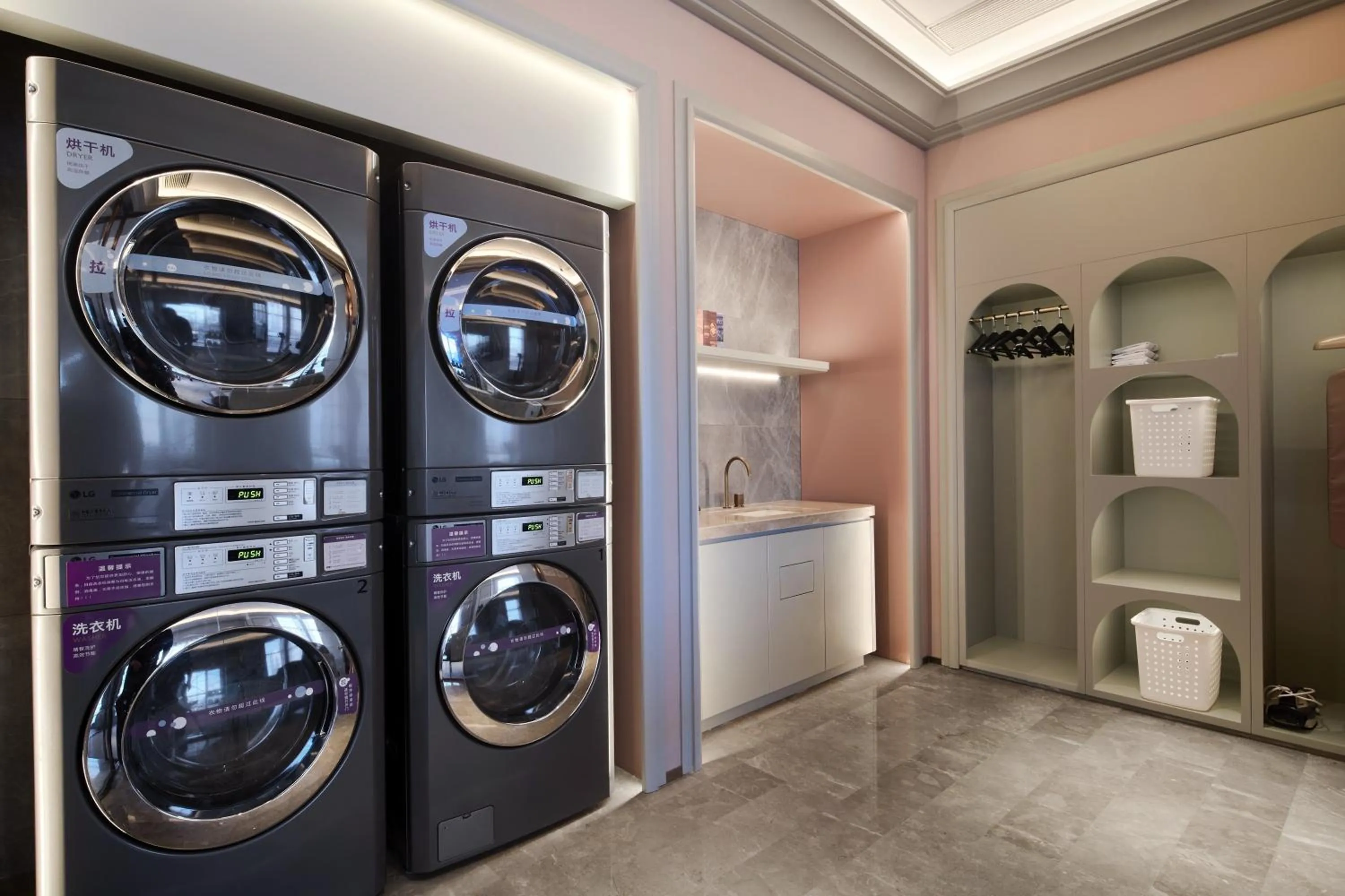 Restaurant/places to eat in Mercure Xi'an Chanba