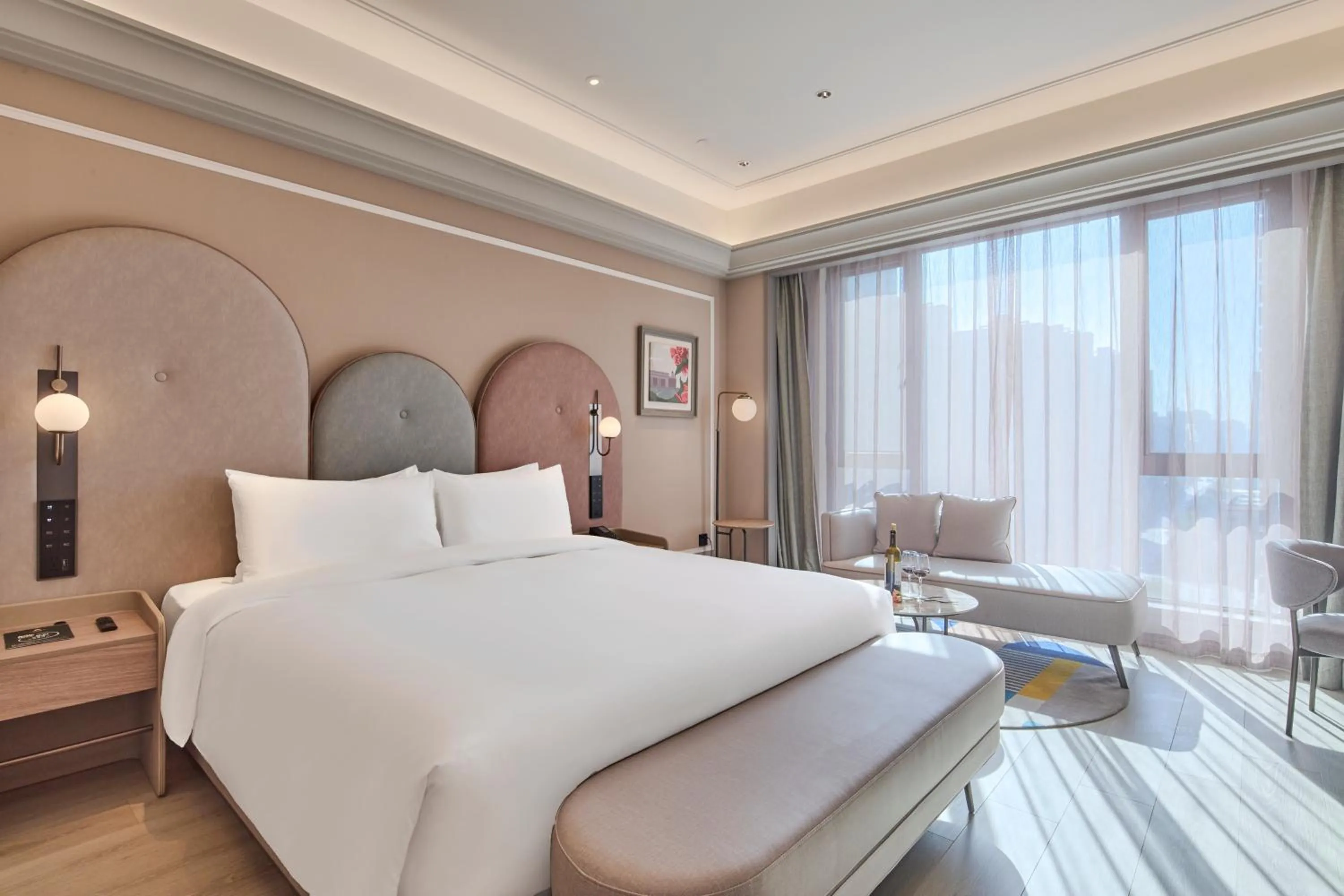 Property building, Bed in Mercure Xi'an Chanba