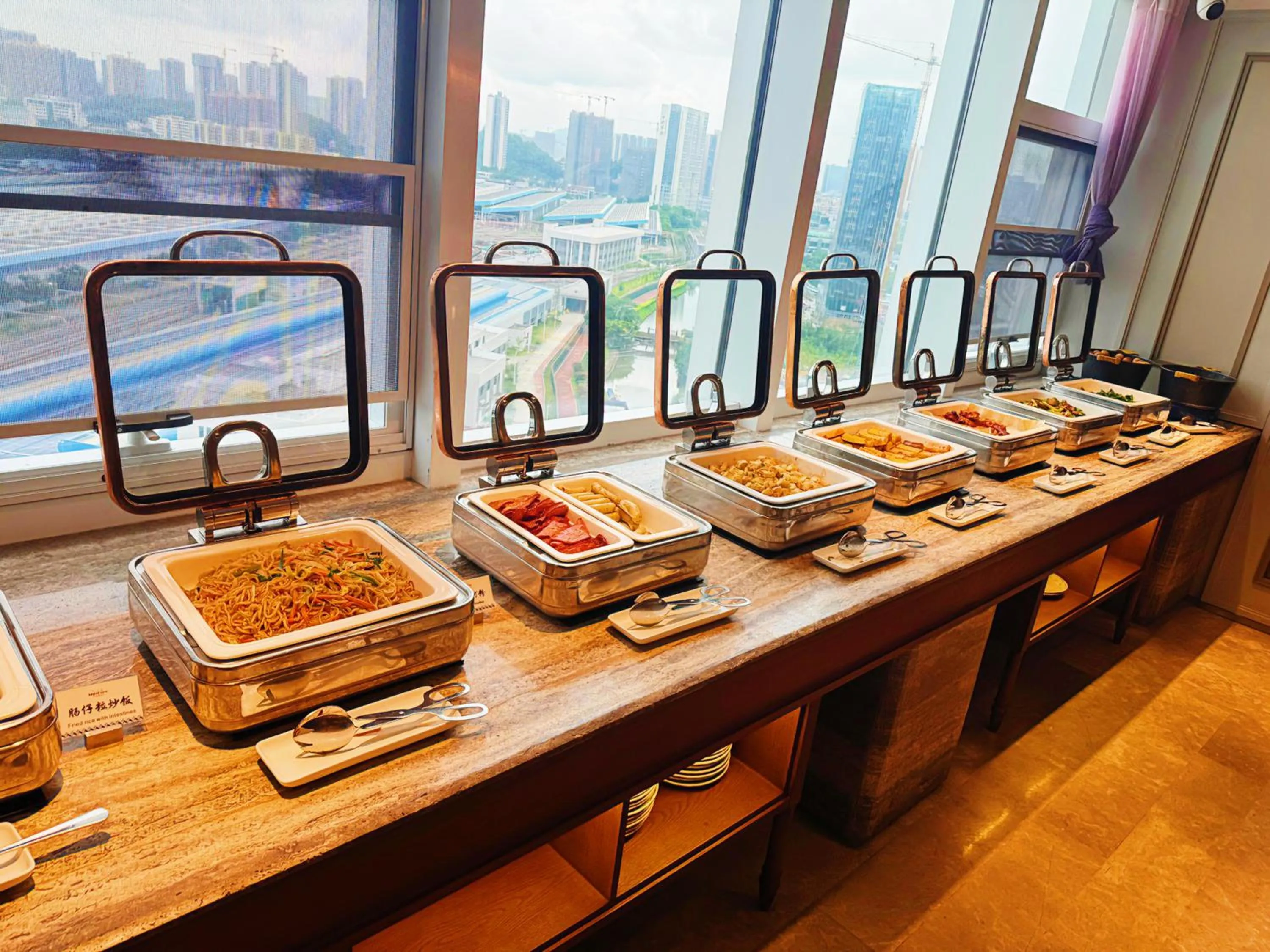 Breakfast in Mercure Guangzhou Financial City